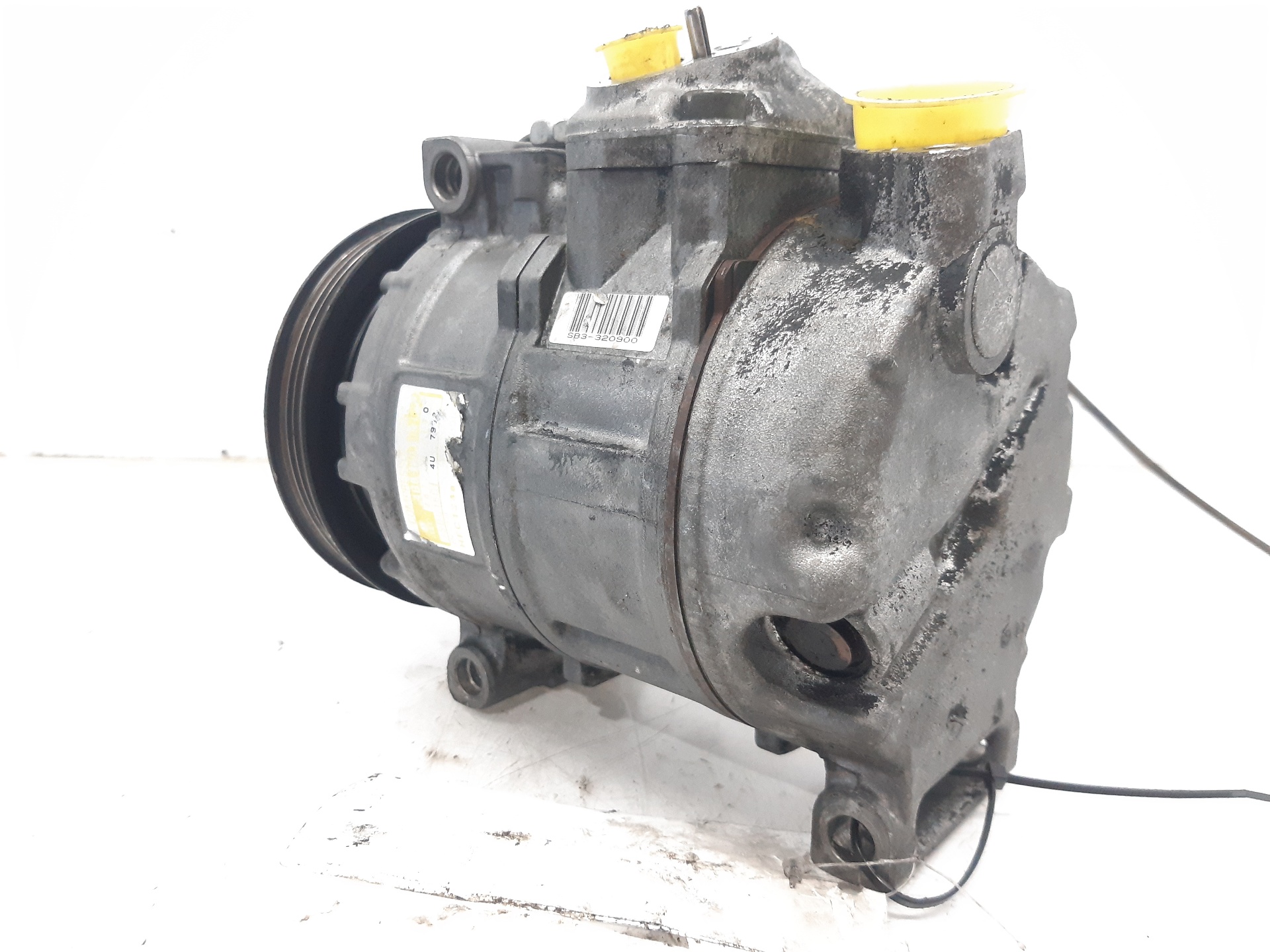 AUDI A4 B5/8D (1994-2001) Air Condition Pump 4B0260805C 20359784