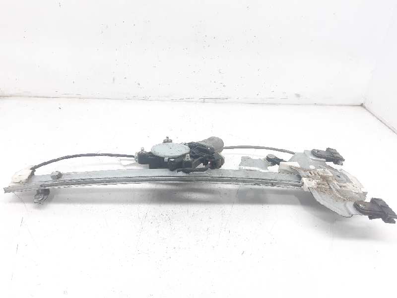 KIA Carnival 2 generation (2006-2010) Rear left door window lifter 824504D020 18427210