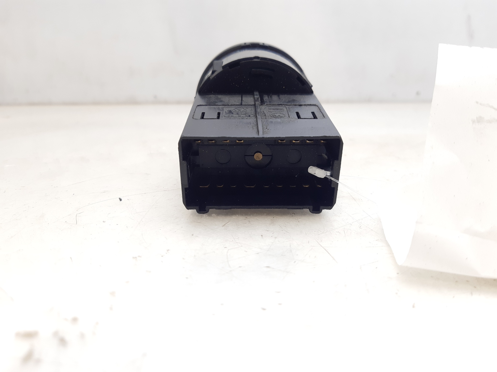 SKODA Superb 1 generation (2001-2008) Headlight Switch Control Unit 1U0941531D 23080942