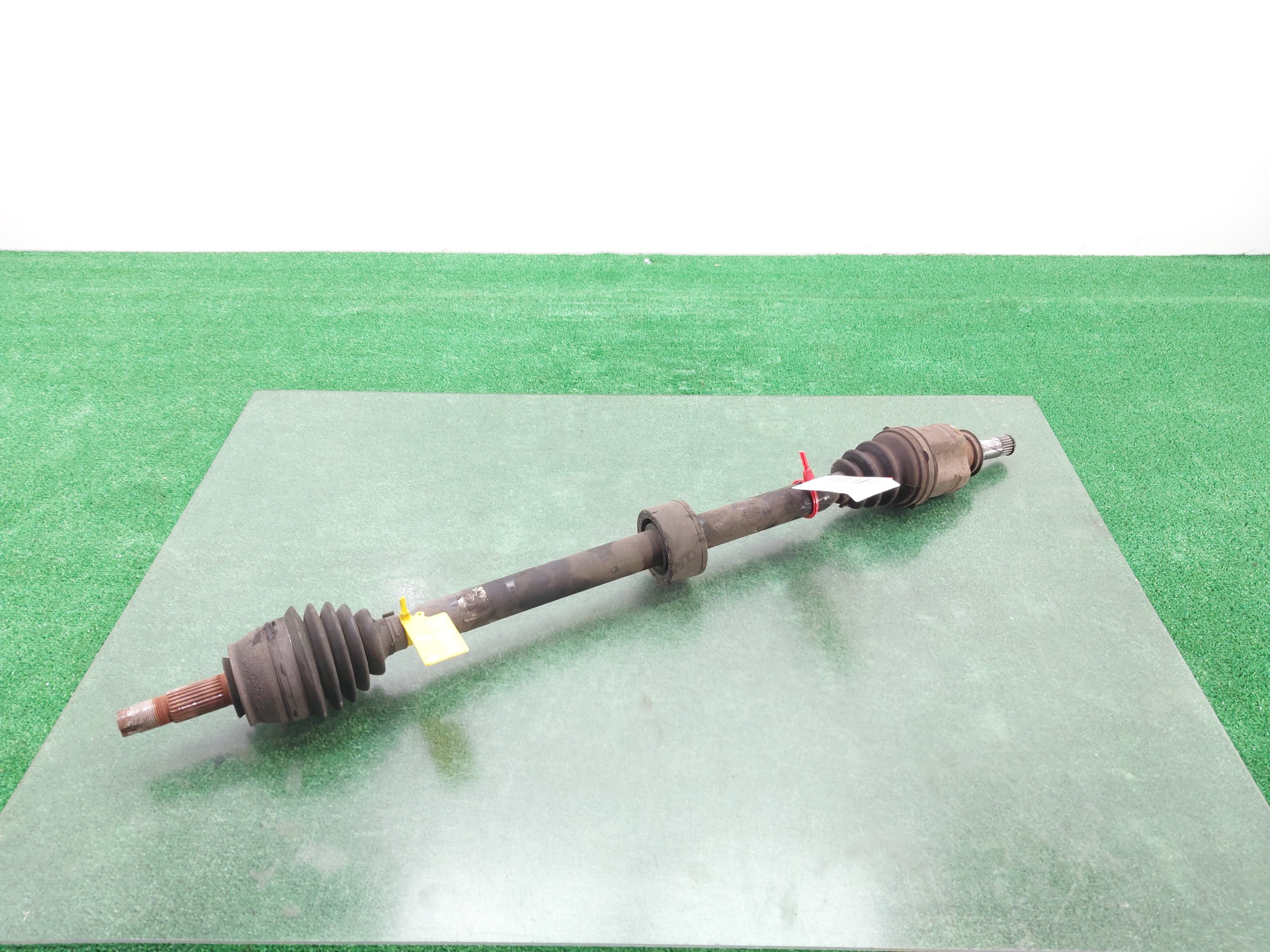 FORD USA Corsa D (2006-2020) Front Right Driveshaft 13150503 24135813