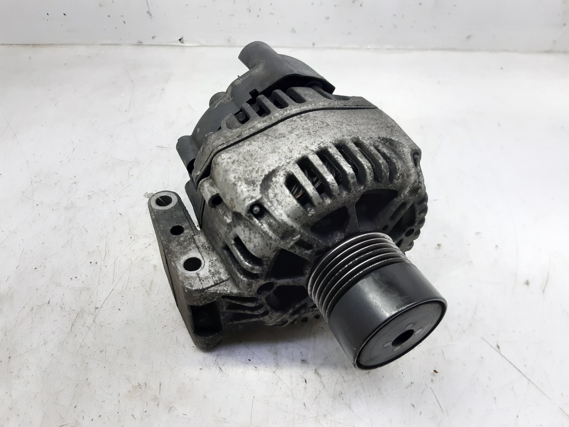 OPEL Agila 1 generation (2000-2007) Alternator 2542850A 24053138