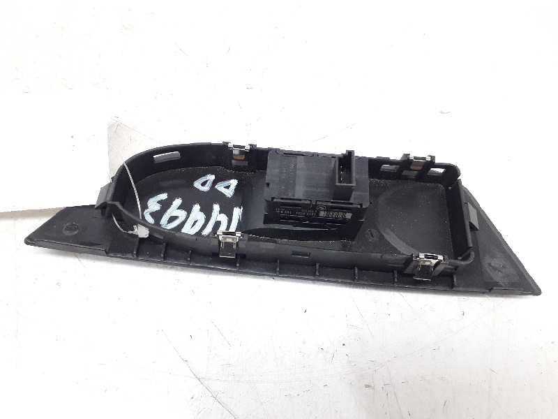BMW X1 E84 (2009-2015) Front Right Door Window Switch 61316935534 20180961