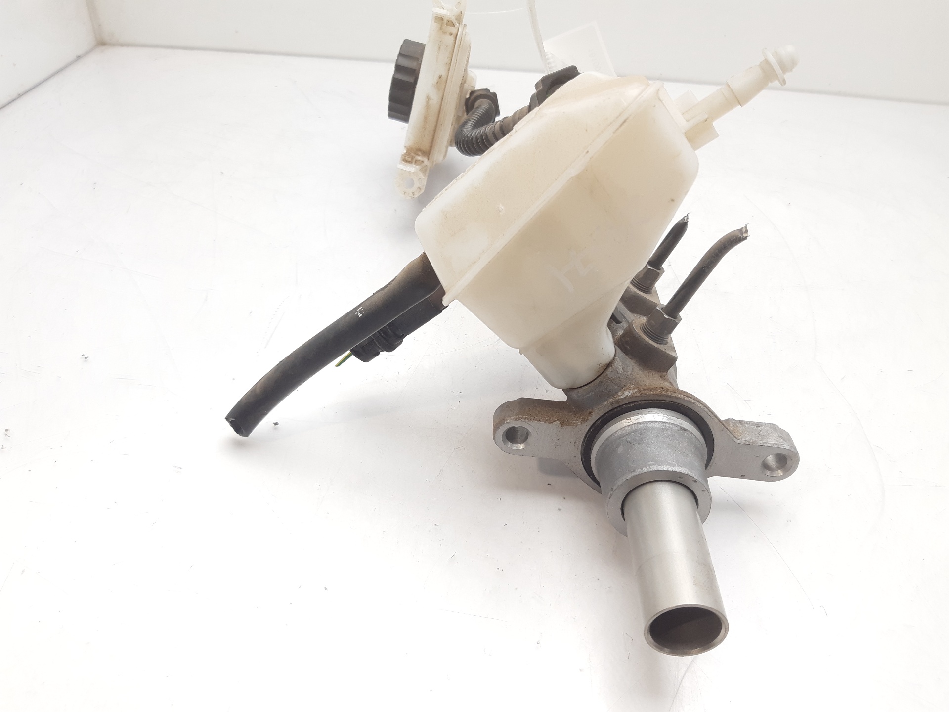 PEUGEOT 308 T9 (2013-2021) Brake Cylinder 1610017880 20153235