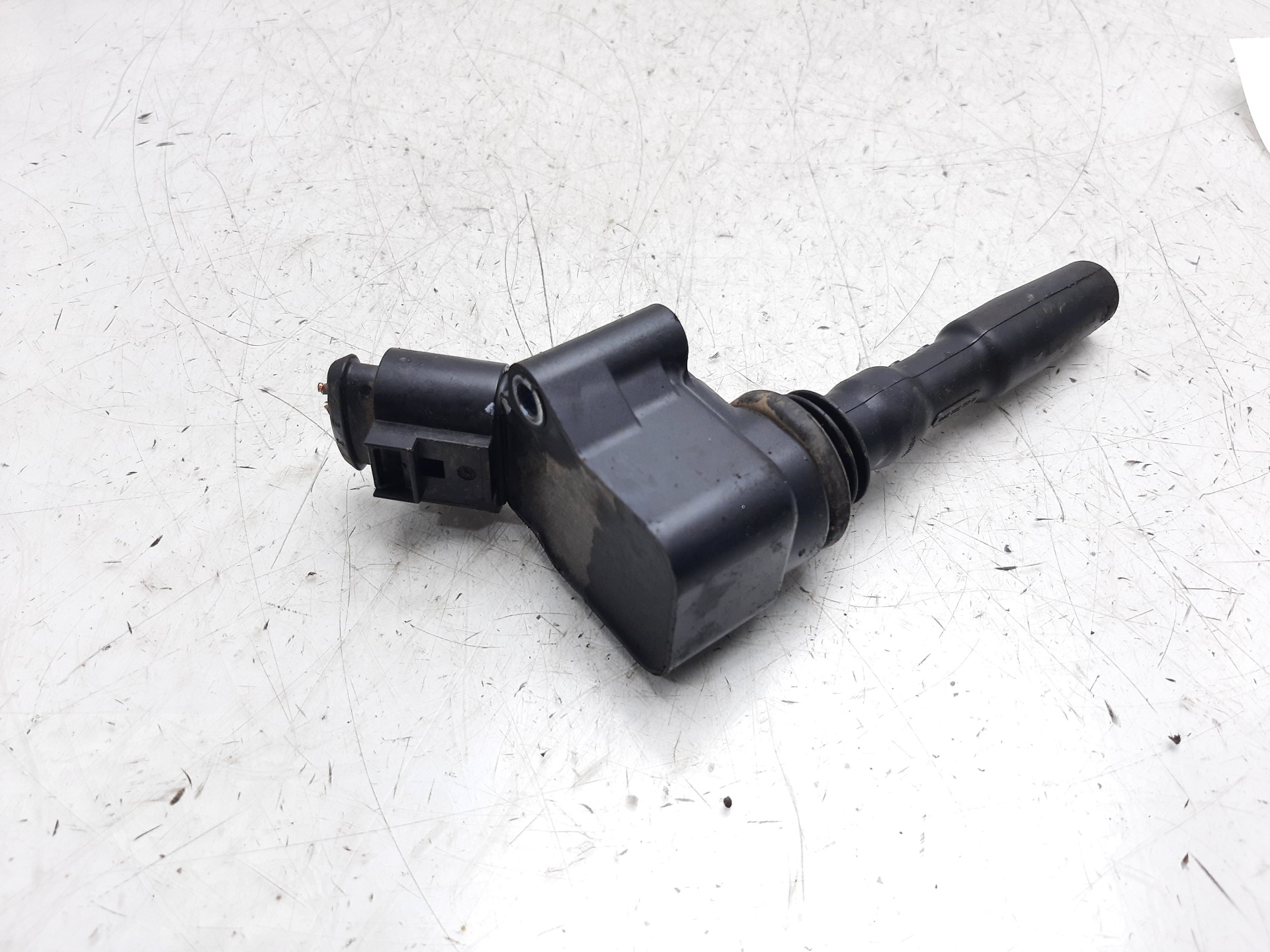 VOLKSWAGEN Golf 7 generation (2012-2024) High Voltage Ignition Coil 04E905110K 22639147