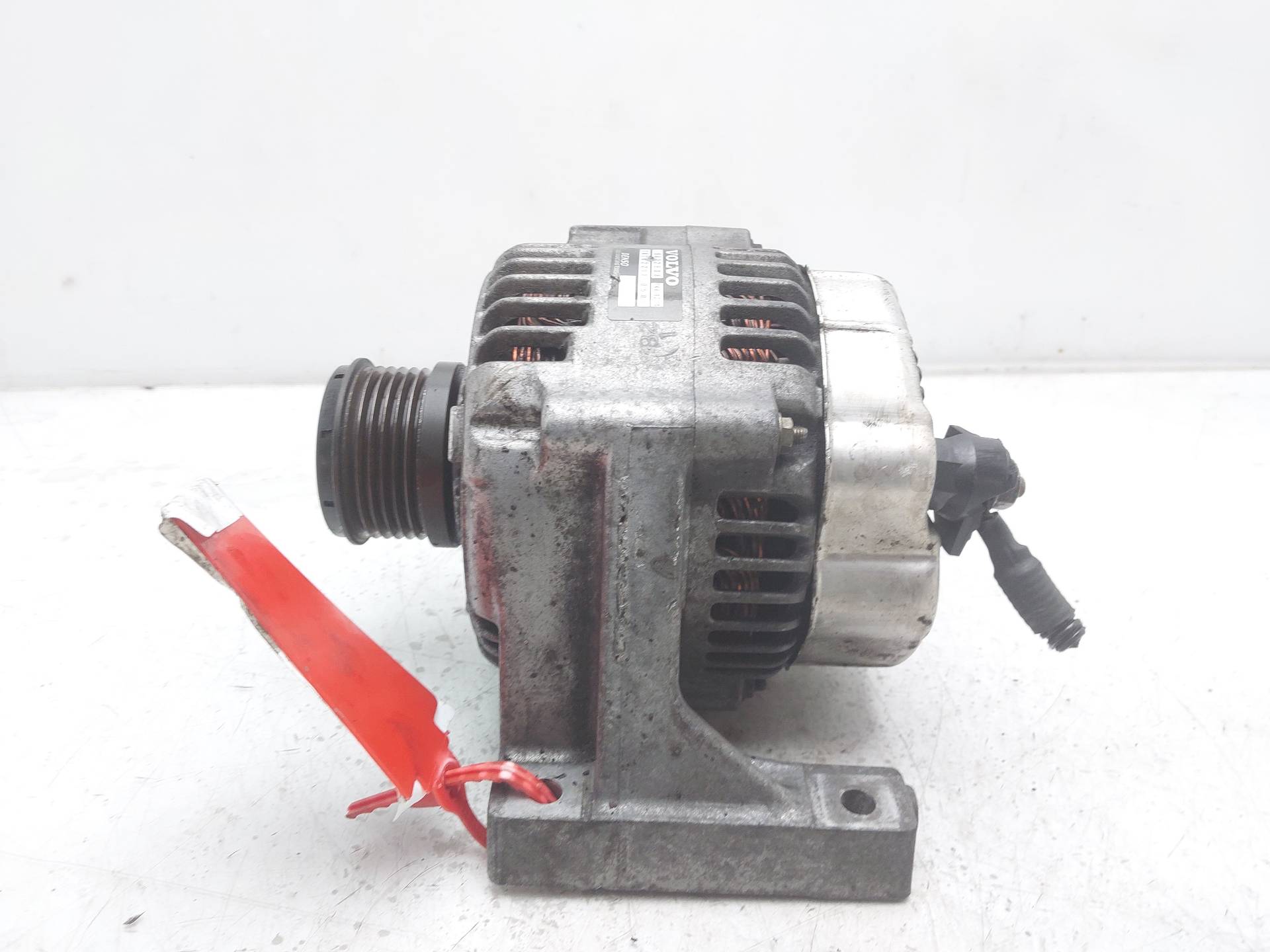 VOLVO V40 1 generation (1996-2004) Alternator 9472908 23552369