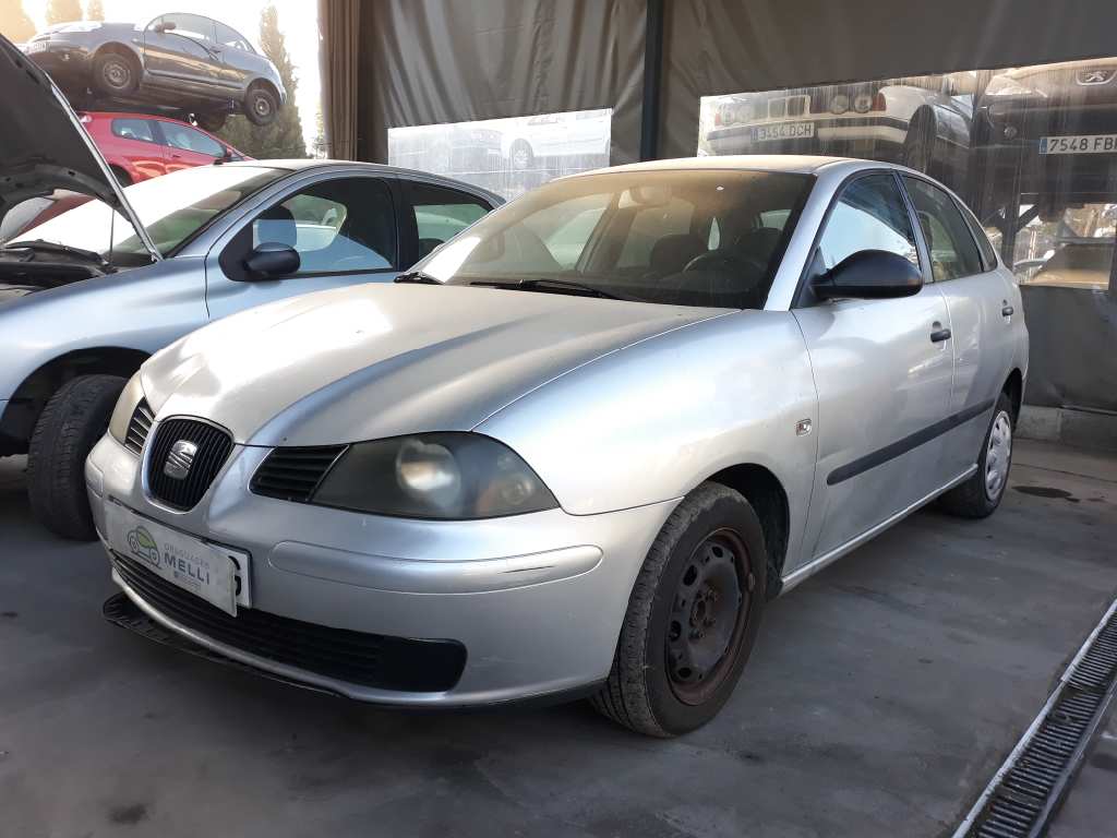 SEAT Cordoba 2 generation (1999-2009) Priekšējo kreiso durvju slēdzene 3B1837015AQ 18410396