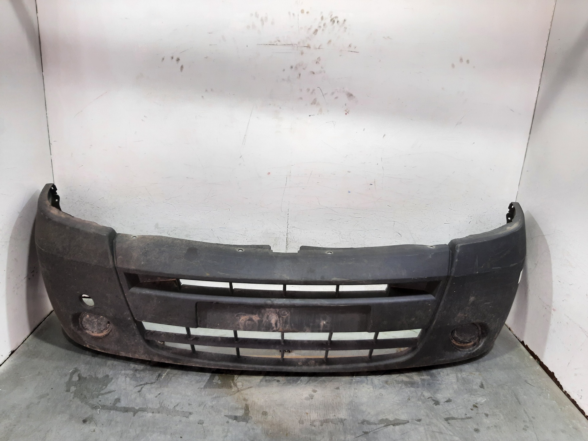 RENAULT Master 1 generation (2002-2014) Front Bumper 8200197134 24138397