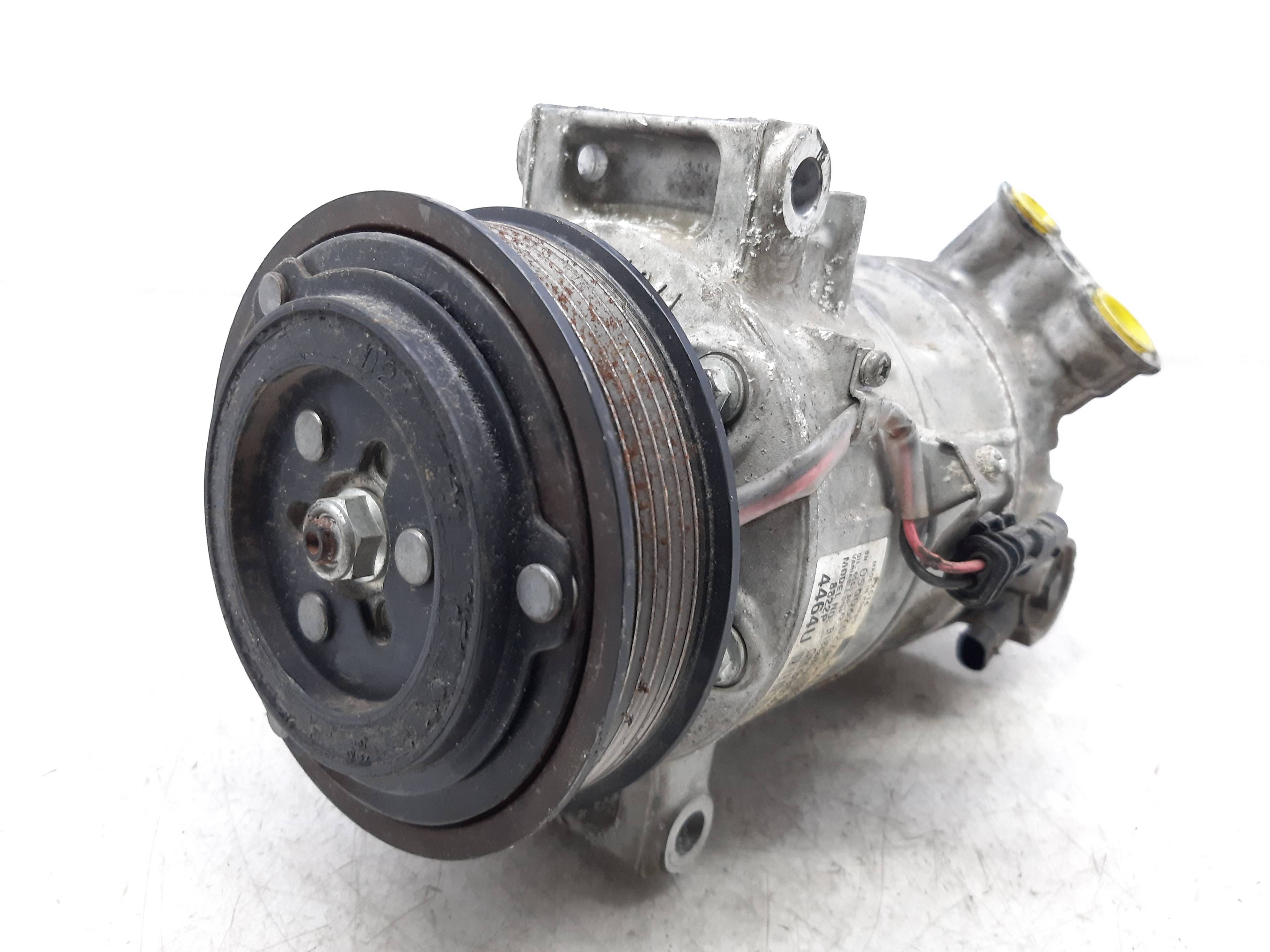 OPEL Astra K (2015-2021) Pompă de aer conditionat 39034464 20139888