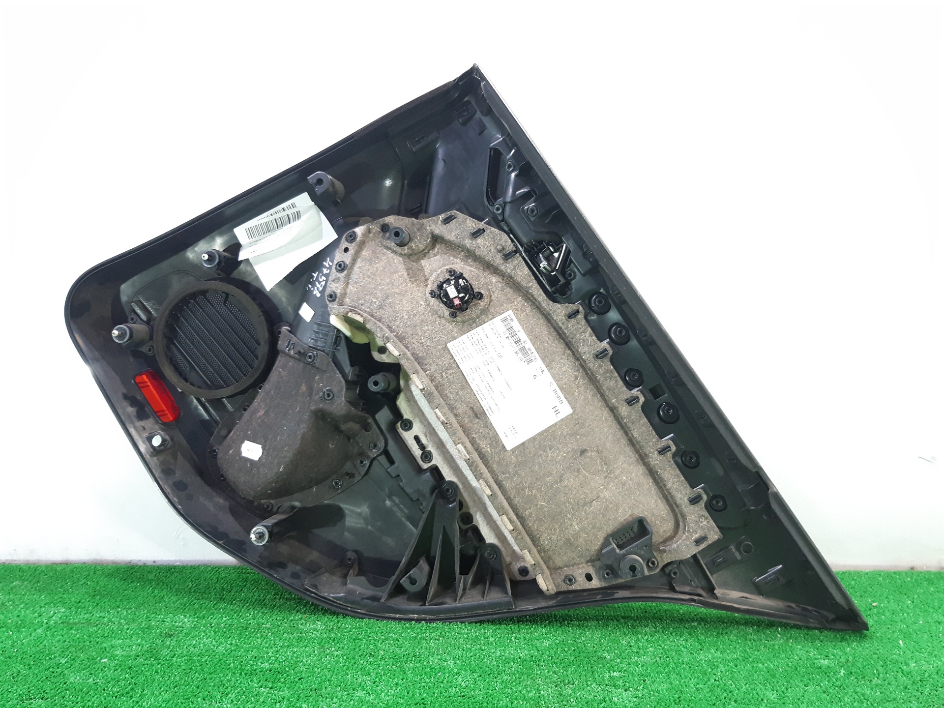VOLKSWAGEN Golf 6 generation (2008-2015) Aizmugurējo kreiso durvju moldings 5K6867211 18769320