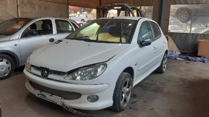 PEUGEOT 206 1 generation (1998-2009) Gyújtászár 9641551180 18603921