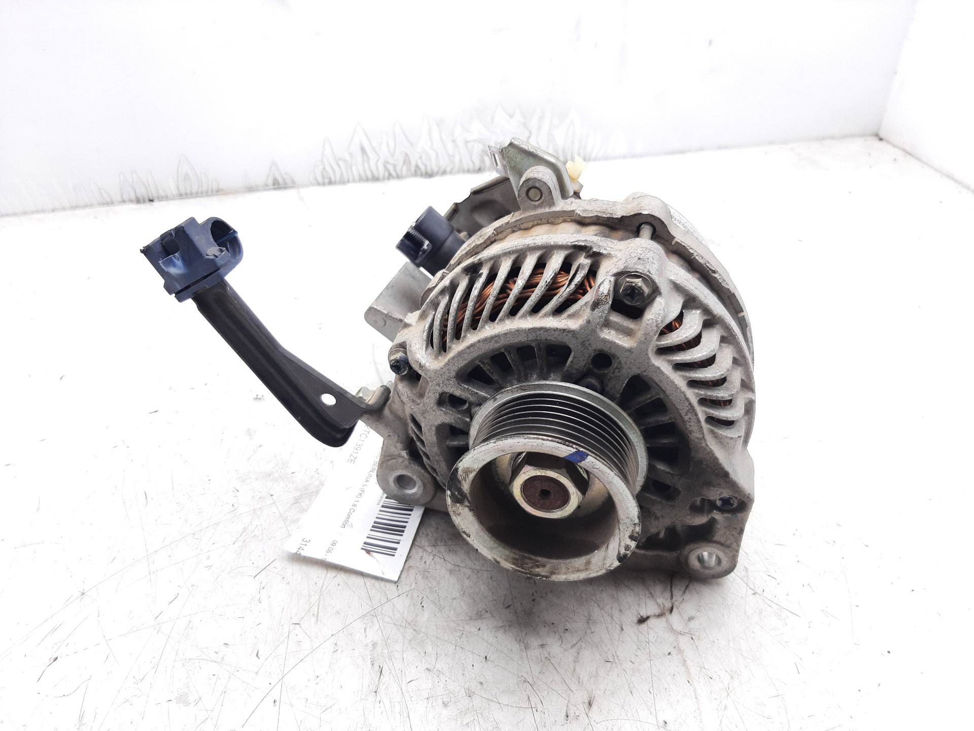 HONDA Civic 8 generation (2005-2012) Alternator A2TC1391ZE 22334694