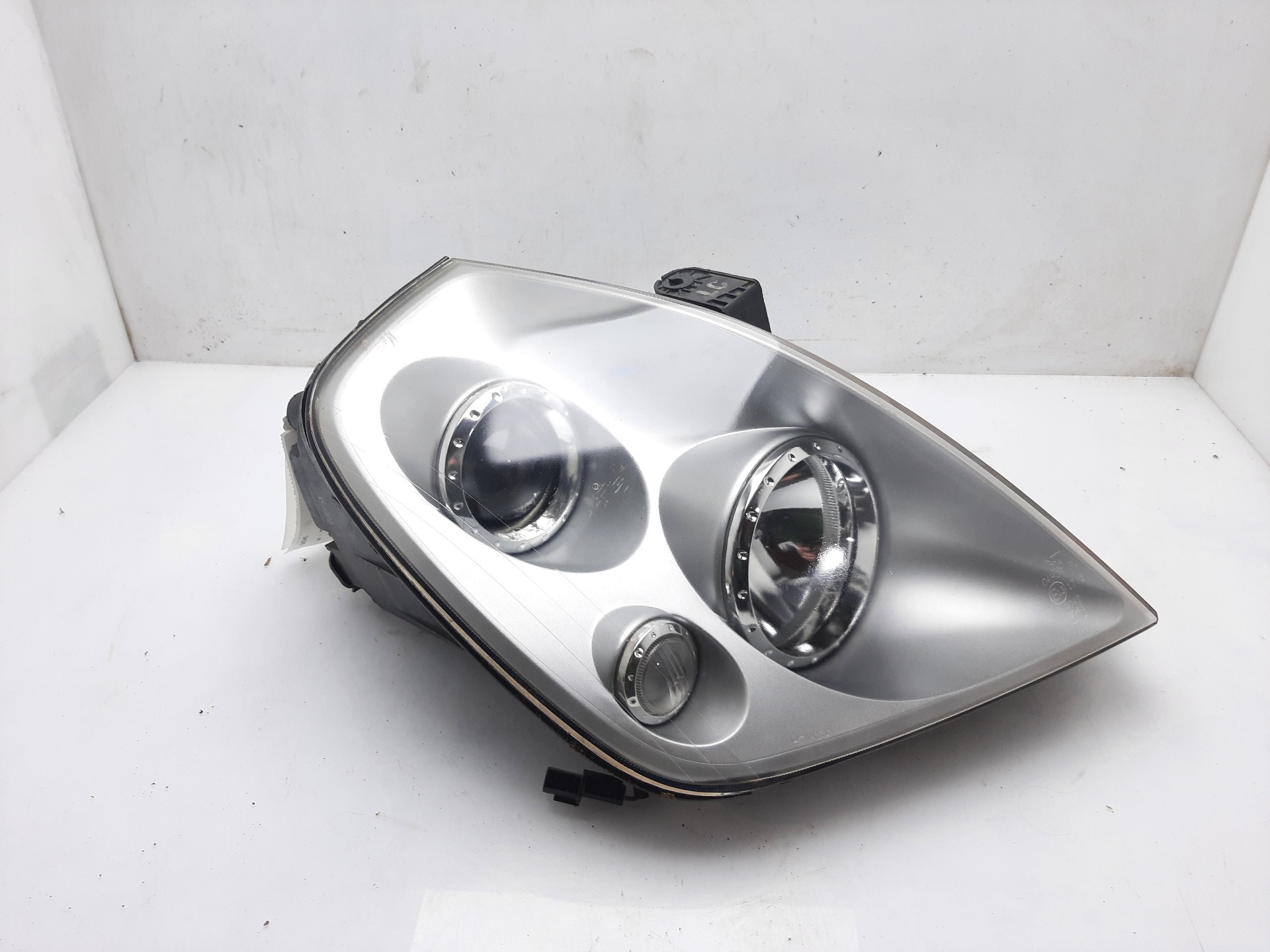 SSANGYONG Rexton Y200 (2001-2007) Front Right Headlight 8310208103H 25008546