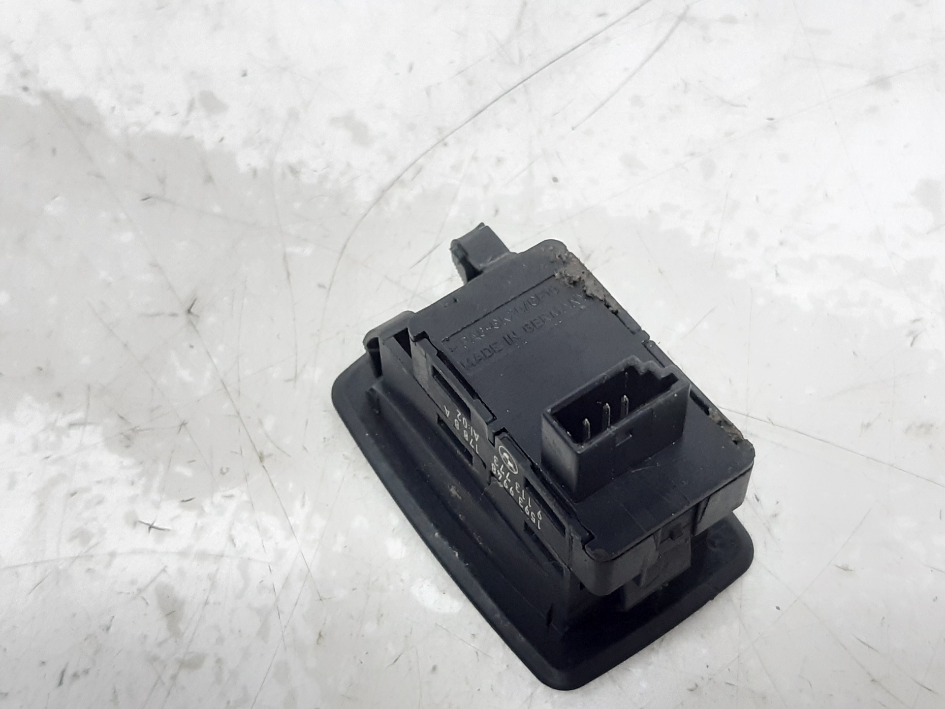 BMW 5 Series E60/E61 (2003-2010) Rear Right Door Window Control Switch 15939948 24128654