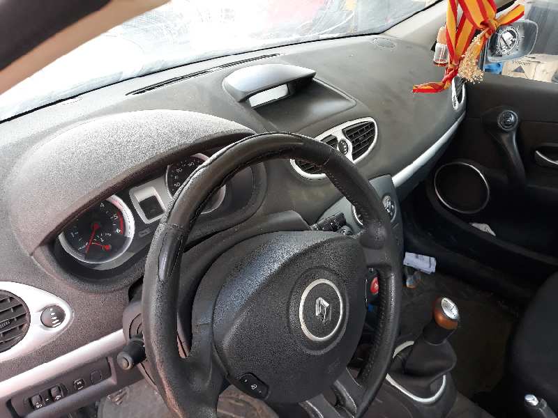 RENAULT Clio 3 generation (2005-2012) Другие внутренние детали 8200310580 22069766