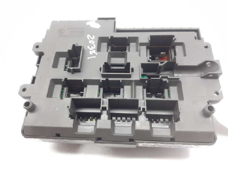 BMW X1 E84 (2009-2015) Fuse Box 61146971370 18521776