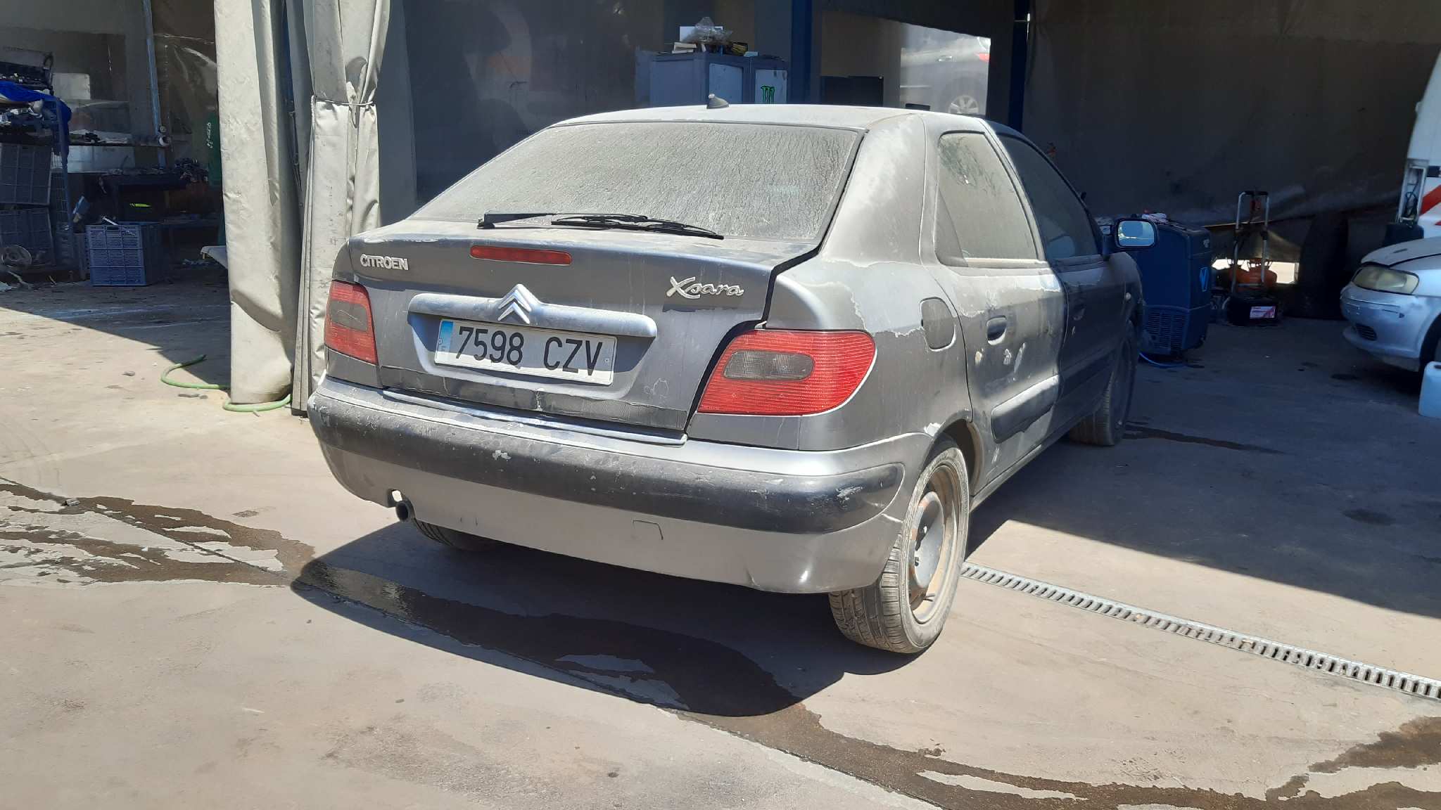 CITROËN Xsara 1 generation (1997-2004) Vasemman etuoven sisäkahvan kehys 9623200177 22038342