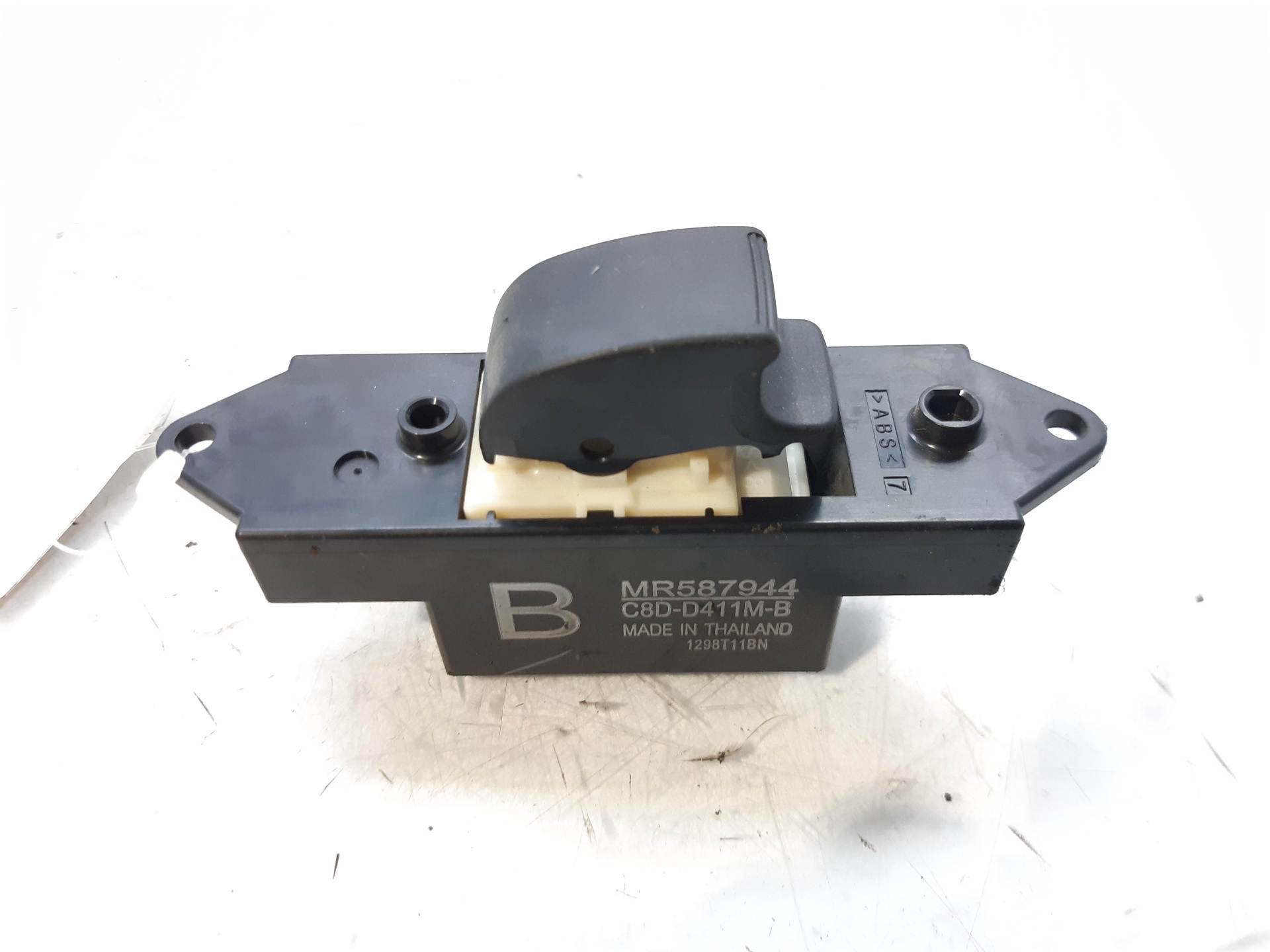 MITSUBISHI ASX 1 generation (2010-2020) Rear Right Door Window Control Switch MR587944 18747321