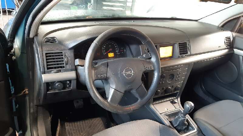 OPEL Vectra Алтернатор 13108596 22375072