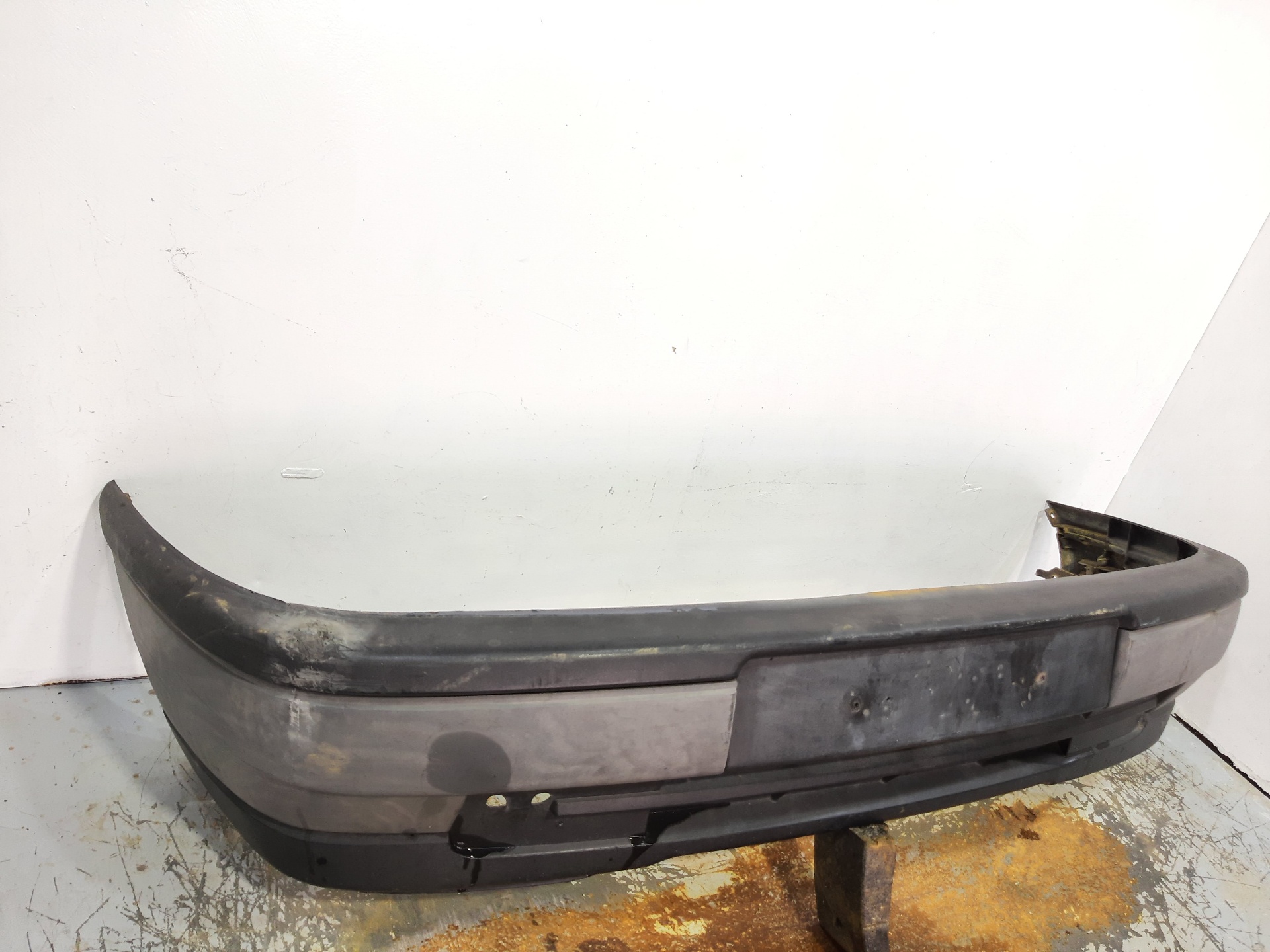 OPEL Vectra A (1988-1995) Front Bumper 90443418 23784752