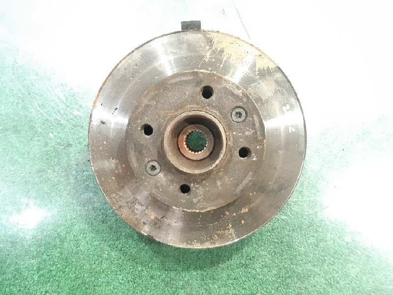 RENAULT Megane 1 generation (1995-2003) Front Right Wheel Hub 8200150223 24011767