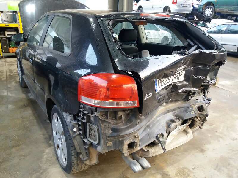 AUDI A2 8Z (1999-2005) Other Interior Parts 8P0947111A 22131157