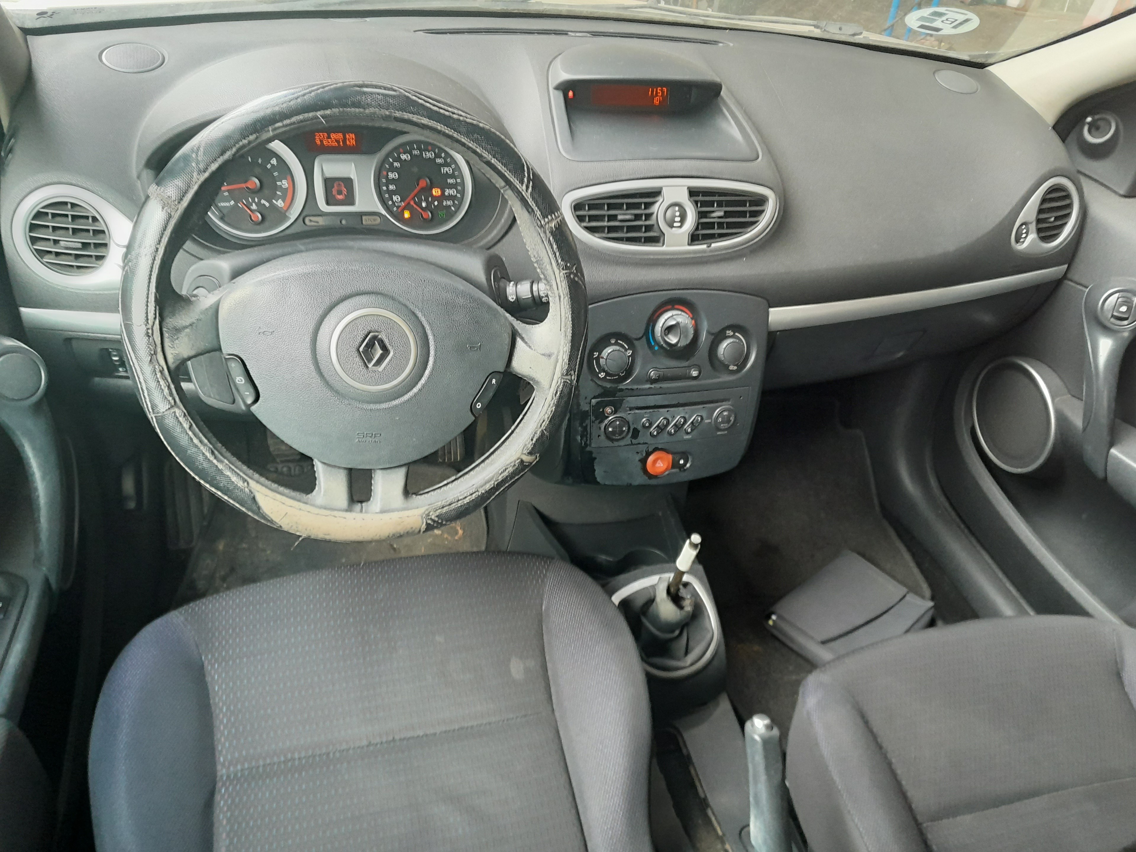 RENAULT Clio 3 generation (2005-2012) Priekinių kairių durų langų pakėlimo mygtukai 8200356519 22541801