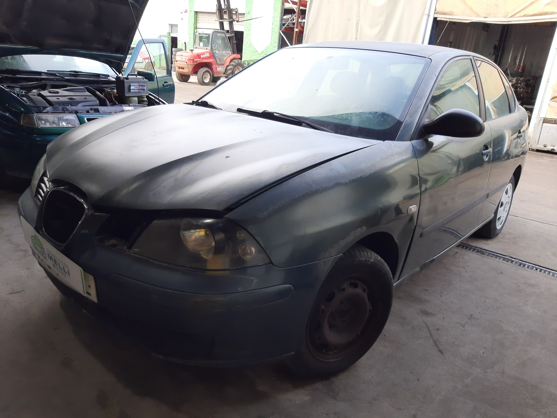 SEAT Cordoba 2 generation (1999-2009) Ľavé krídlové zrkadlo 6Q1820015C 22484488