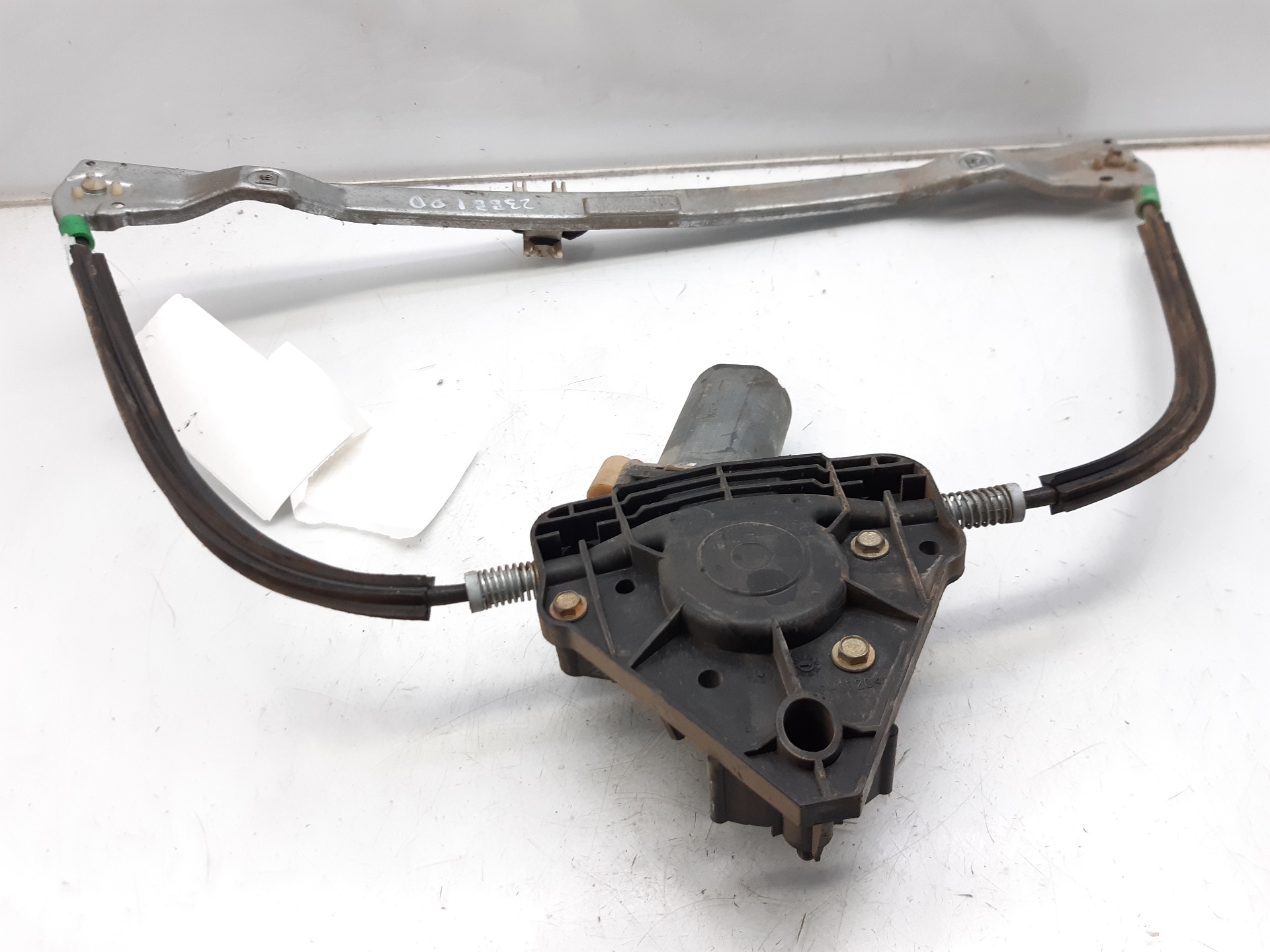 VAUXHALL Clio 2 generation (1998-2013) Vindusregulator foran høyre dør 77008422 18682310