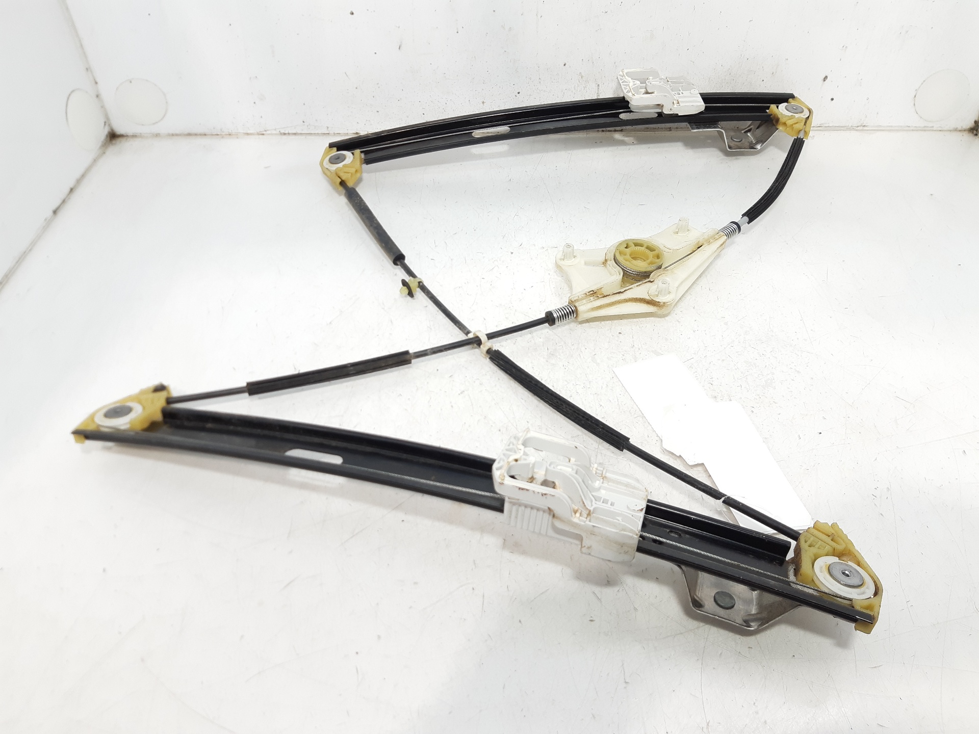 SEAT Leon 3 generation (2012-2020) Front Right Door Window Regulator 5F4837462D 18758619