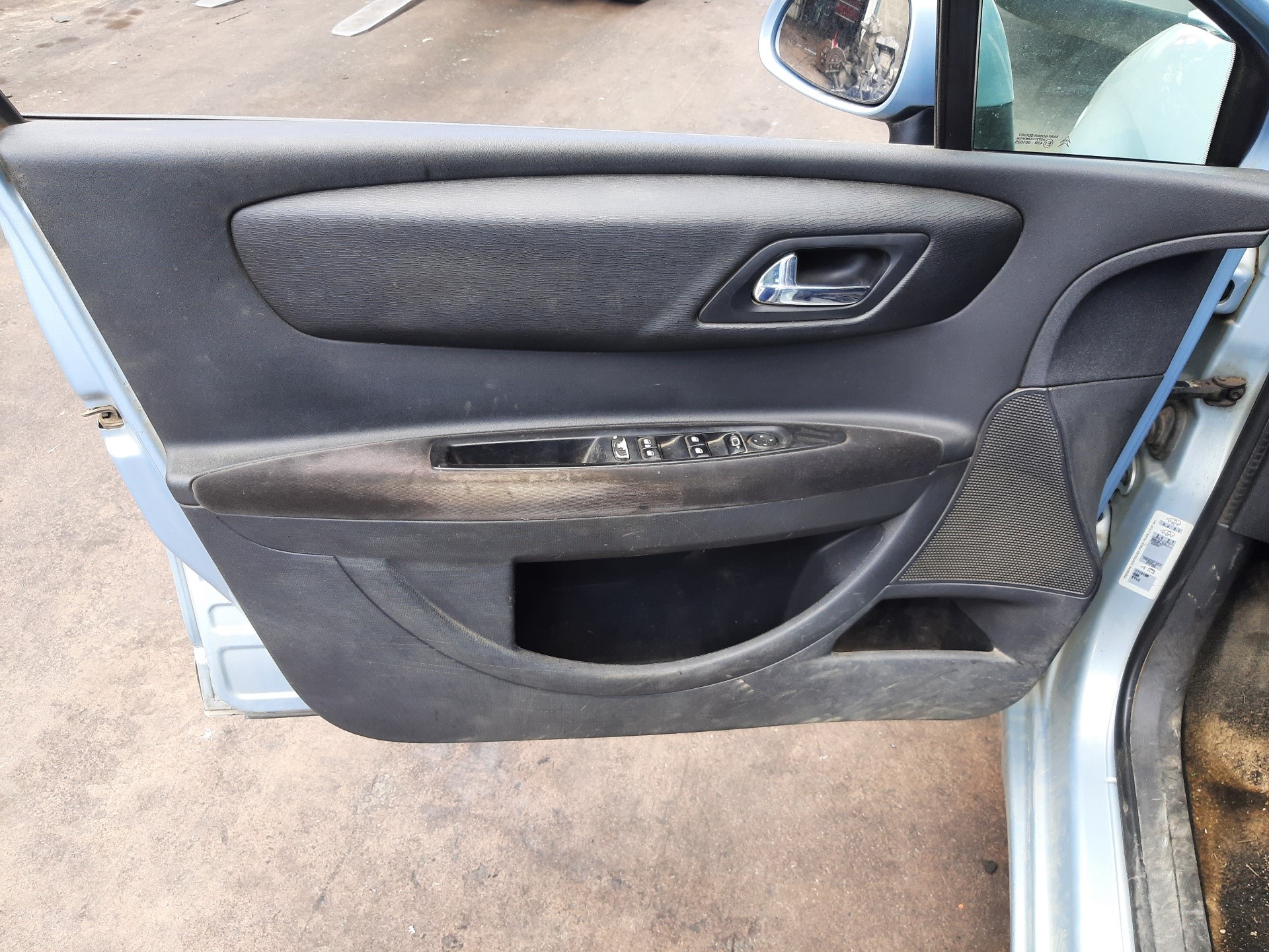 CITROËN C4 1 generation (2004-2011) Other parts of the rear bumper 9652464580 24851659