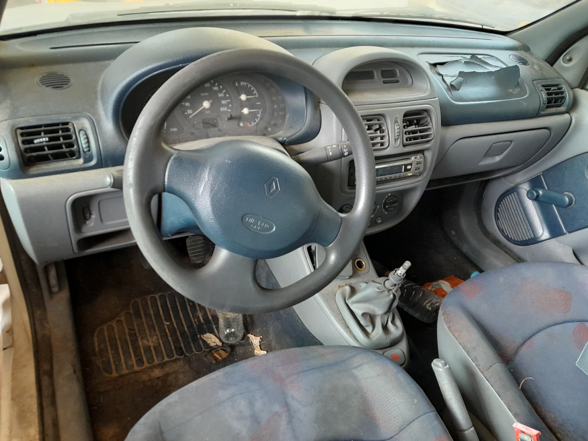 VAUXHALL Clio 2 generation (1998-2013) Задна дясна задна лампа 8200071414 20439443