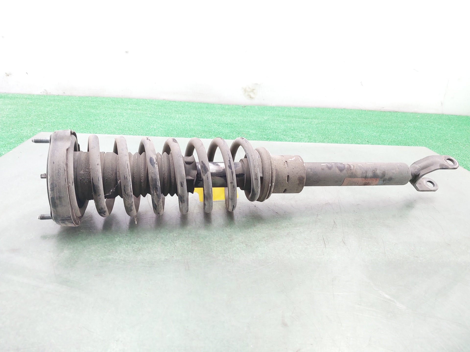 MERCEDES-BENZ E-Class W211/S211 (2002-2009) Front Left Shock Absorber 2113239100 20151607