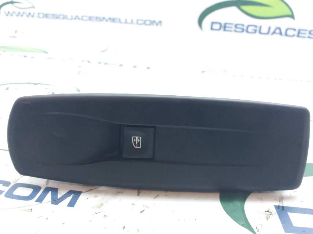 RENAULT Megane 3 generation (2008-2020) Front Right Door Window Switch 809600004R 20171072