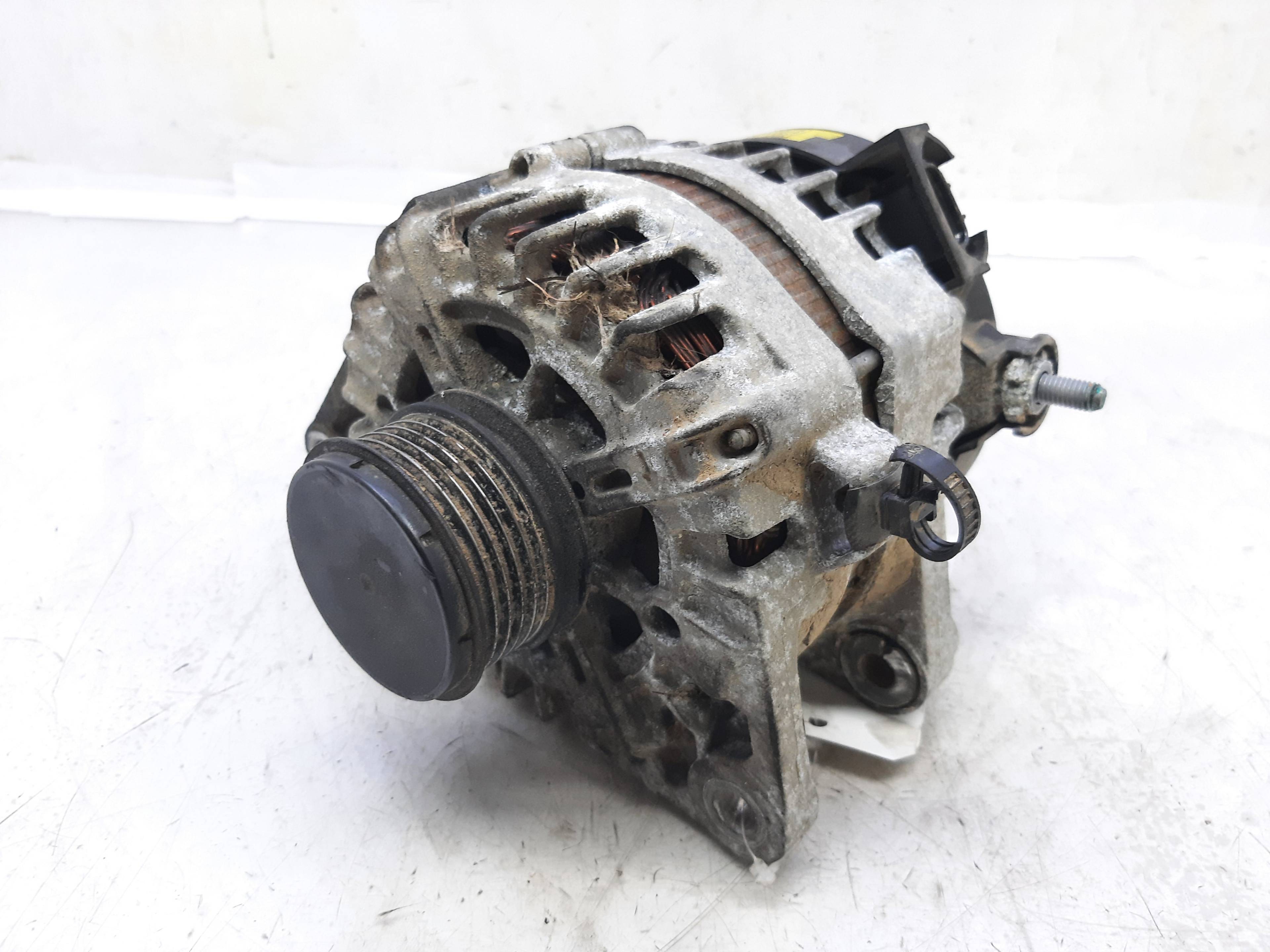 HYUNDAI i40 VF (1 generation) (2011-2020) Alternator 373002A800 24059977