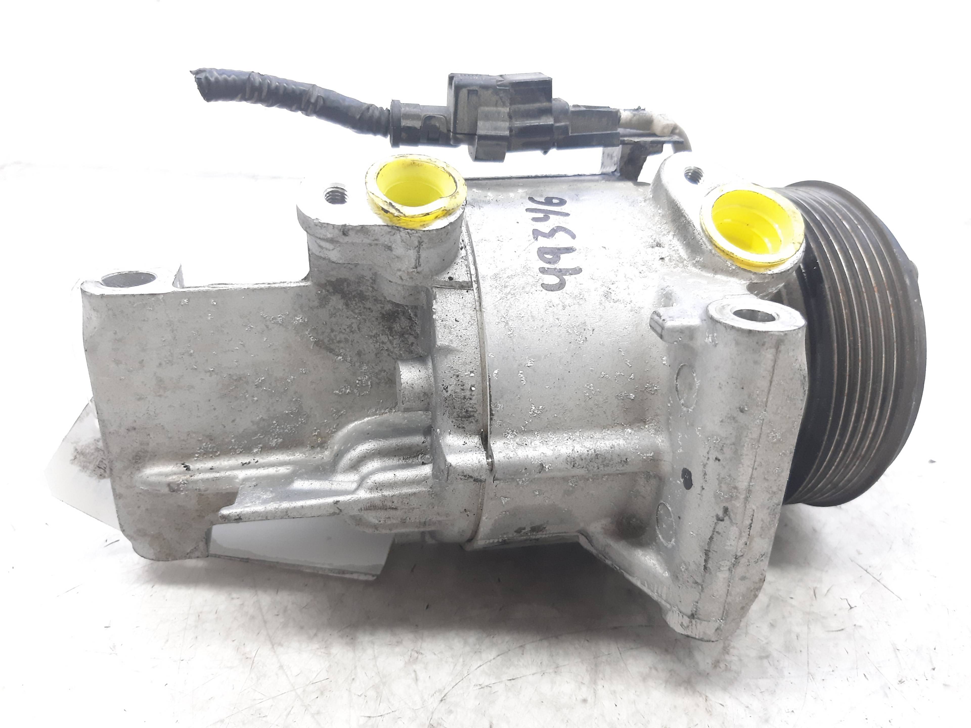 DACIA Duster 1 generation (2010-2017) Air Condition Pump 926001571R 22472160