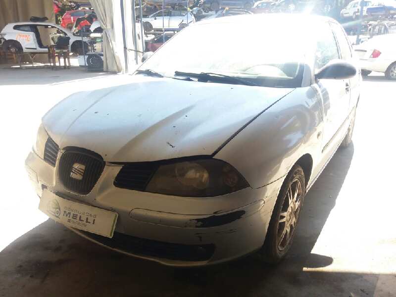 SEAT Cordoba 2 generation (1999-2009) Priekšējā bampera balka 6L0805551C 22069520