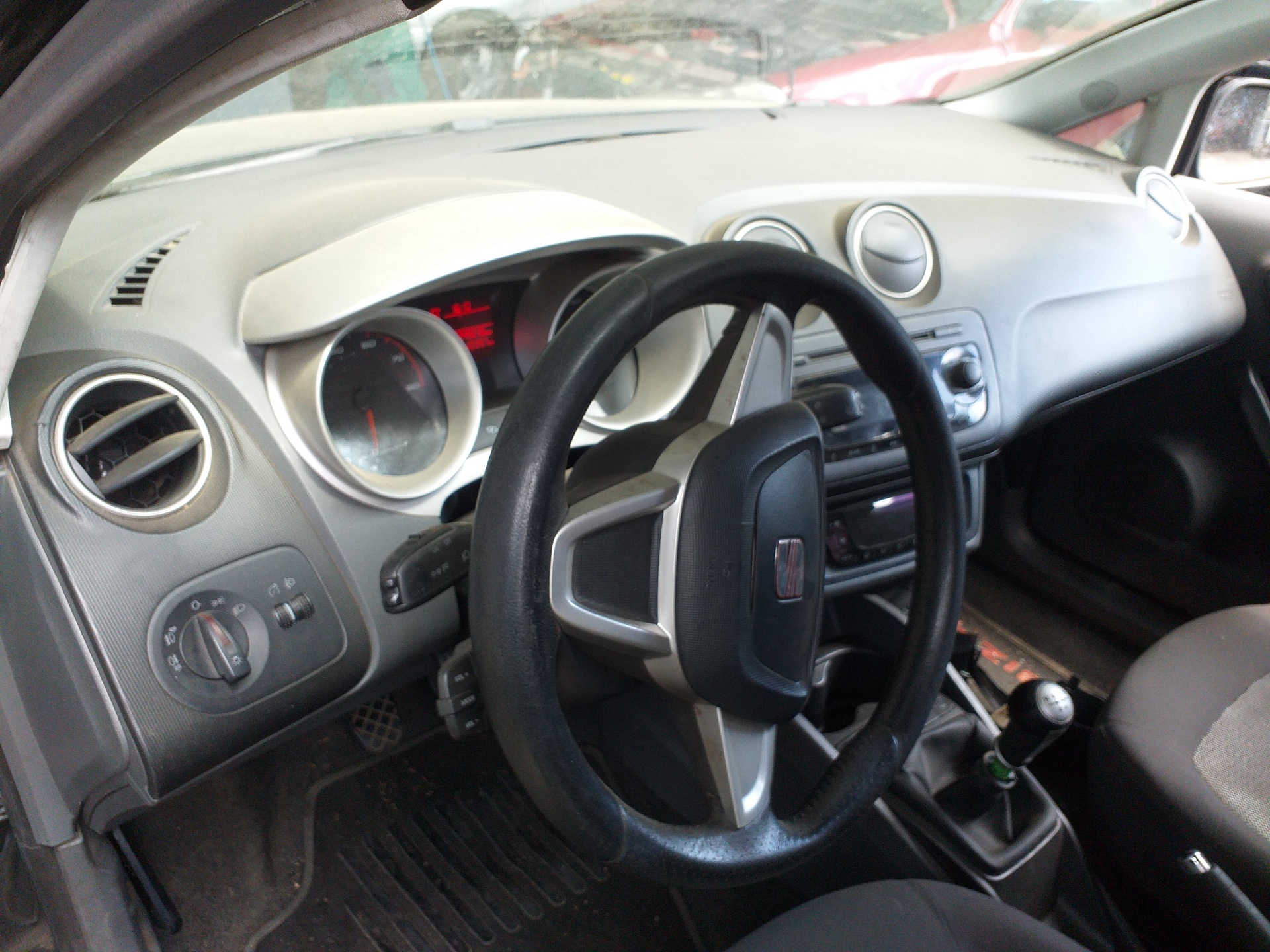 SEAT Ibiza 4 generation (2008-2017) Priekinių kairių durų spyna 3C1837015A 18690548