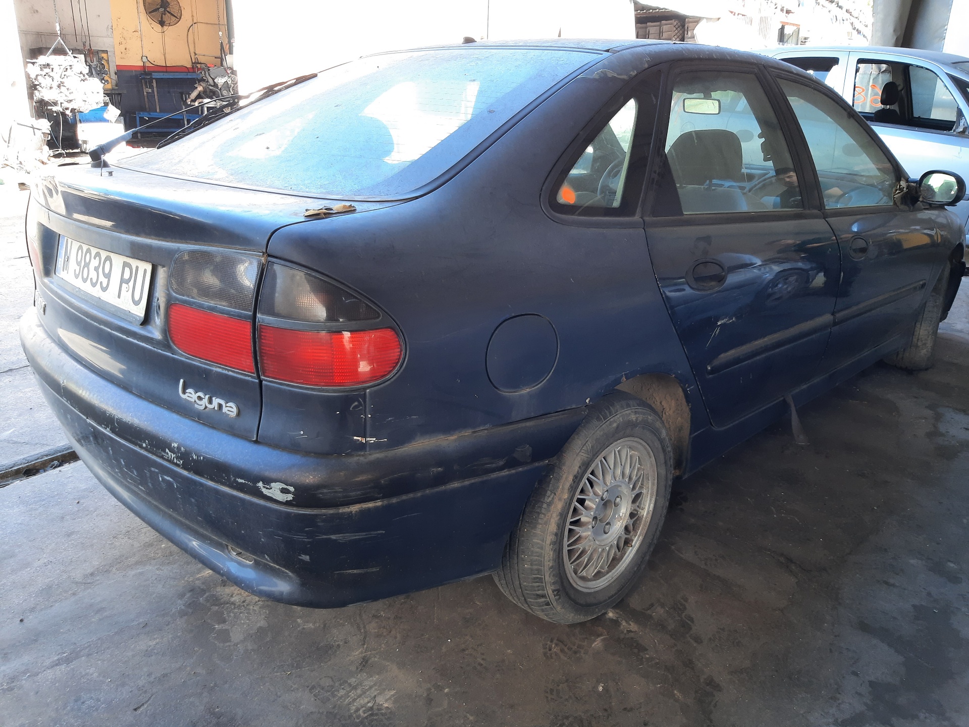 RENAULT Laguna 1 generation (1993-2001) Бампер передний 7701471347 21087586