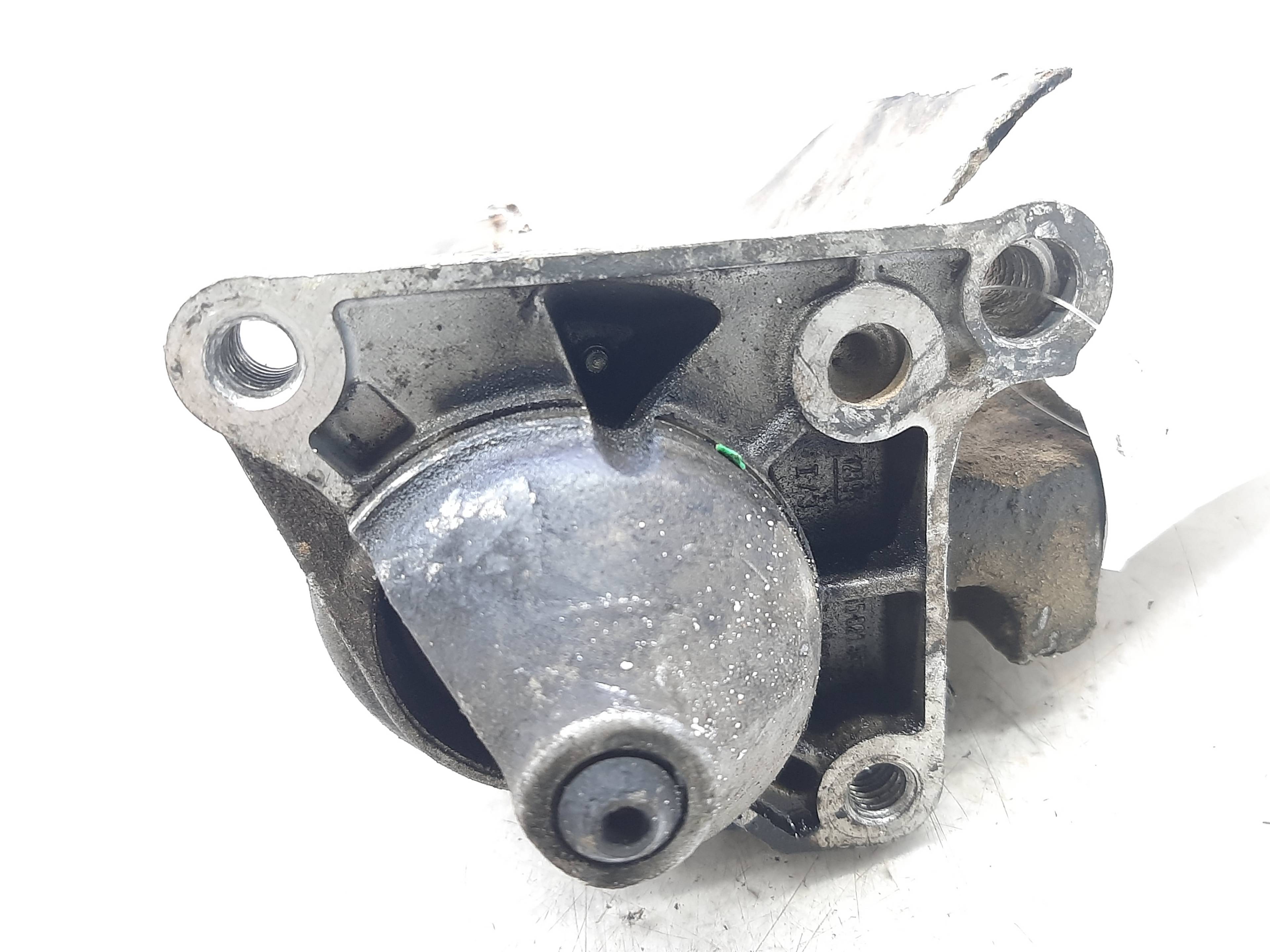 RENAULT Trafic 1 generation (1995-2003) Startmotor 7700113207 24121478