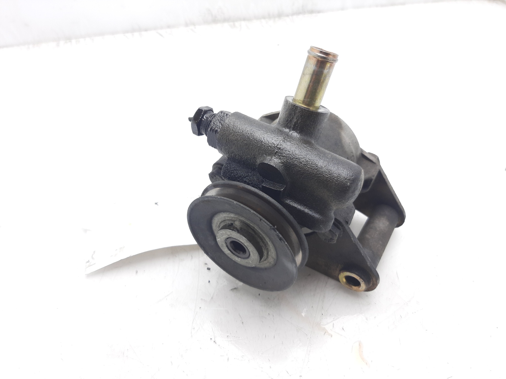 PEUGEOT 205 1 generation (1983-1998) Servostyringspumpe 7849701 20143676