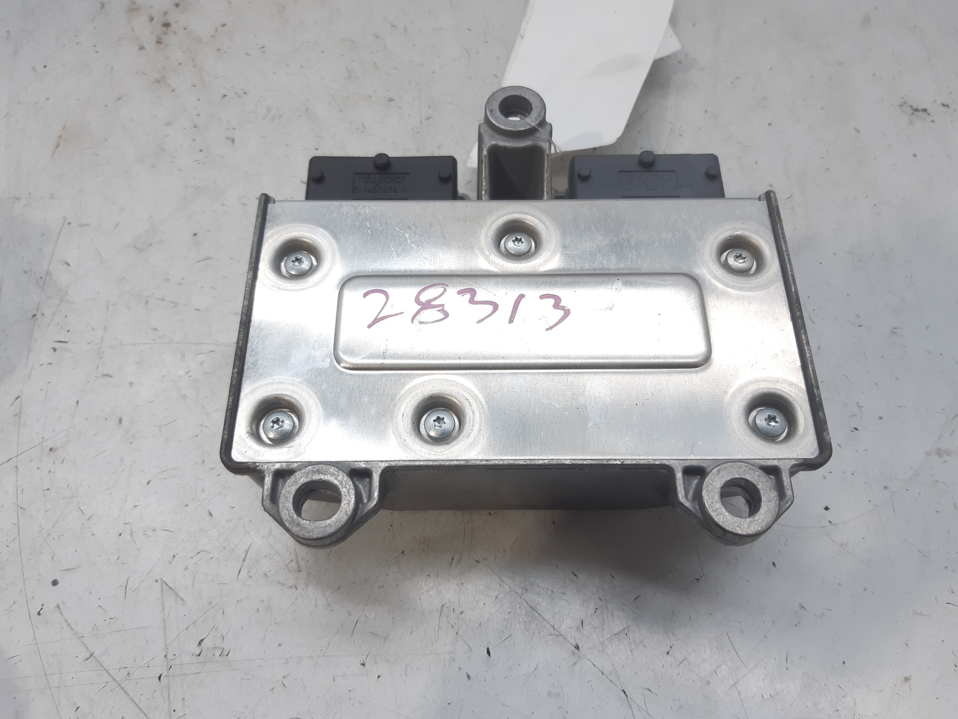 OPEL Astra J (2009-2020) SRS Control Unit 13188857 18801060