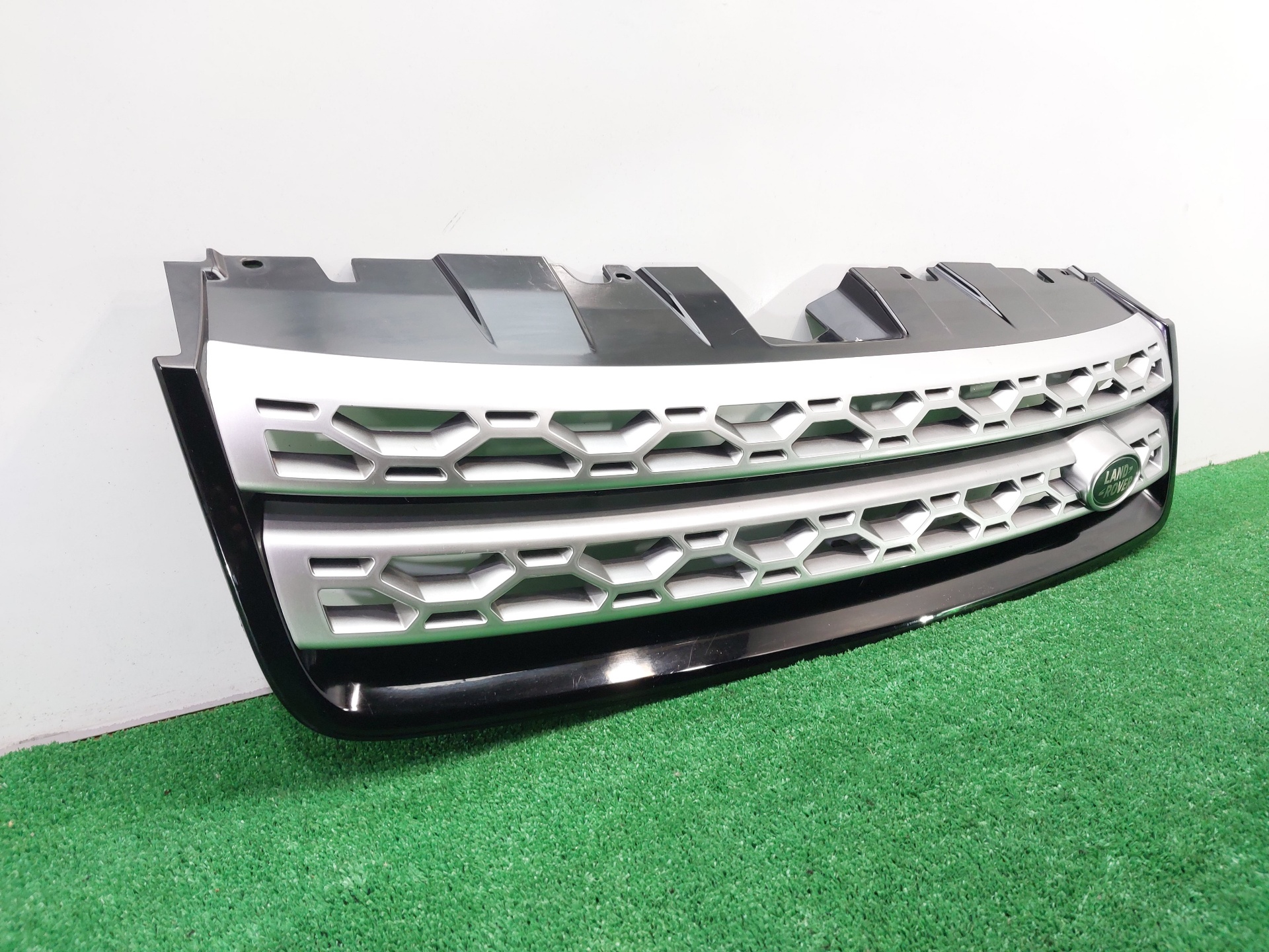 LAND ROVER Discovery Sport 1 generation (2014-2024) Radiator Grille FK728A100AE 25099969