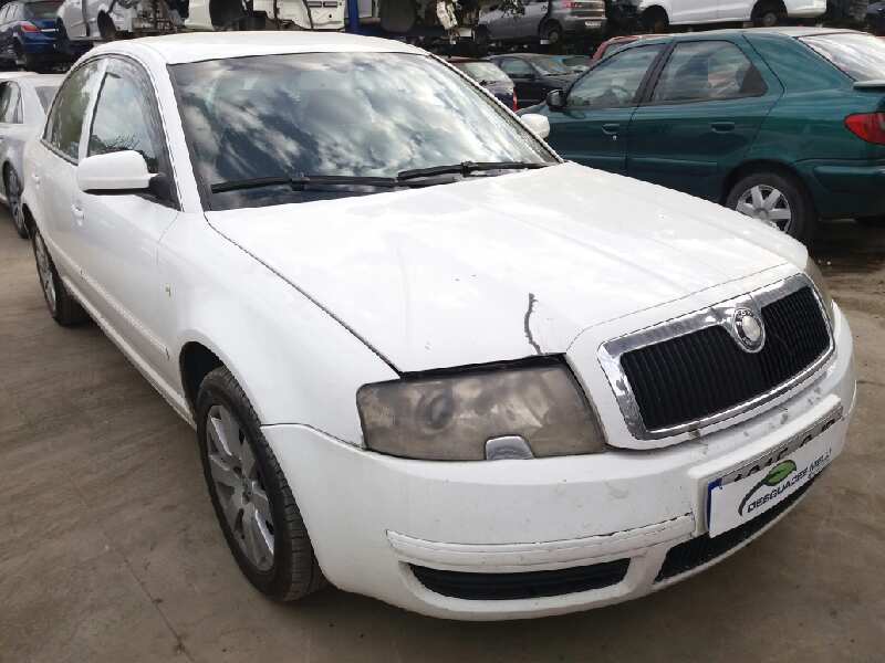 SKODA Superb 1 generation (2001-2008) Дверь передняя левая 3B4831051BE 20172800