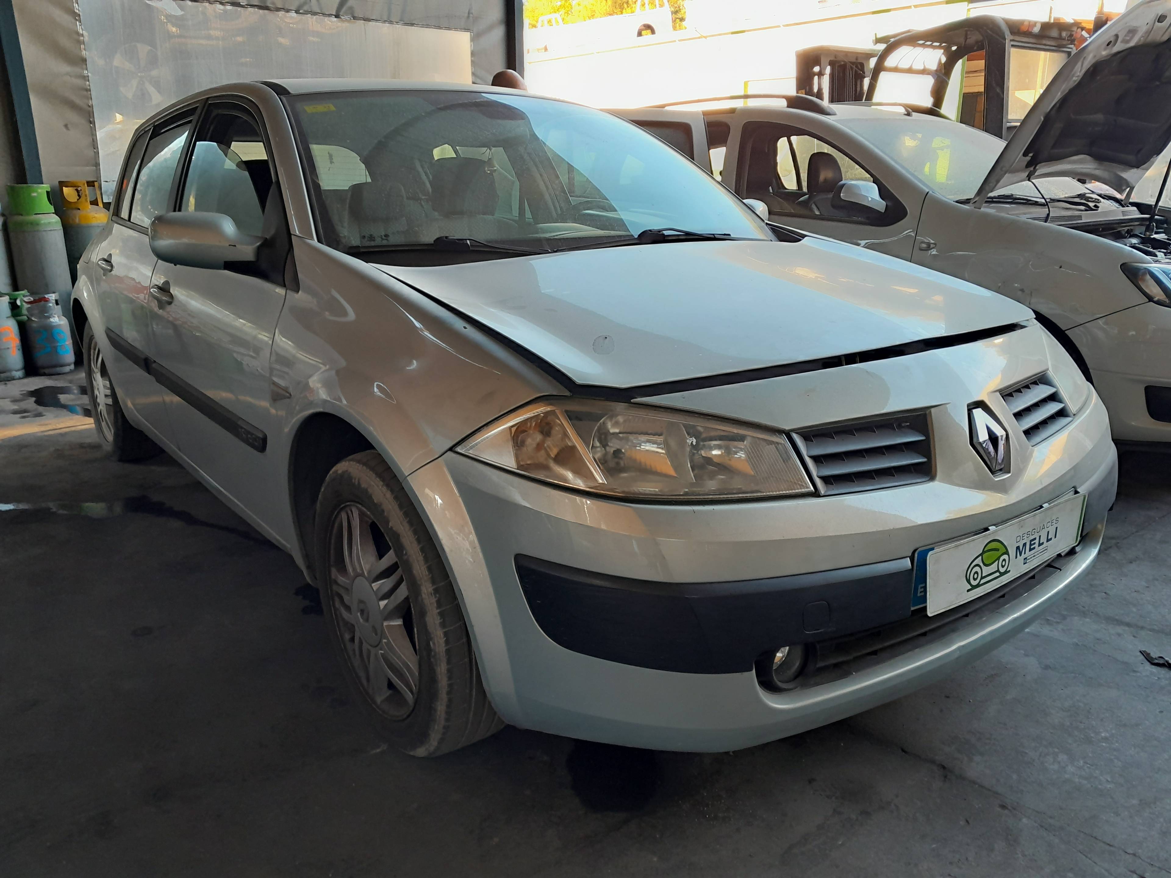 AUDI Megane 2 generation (2002-2012) Противотуманка бампера передняя правая 8200074008 20946674