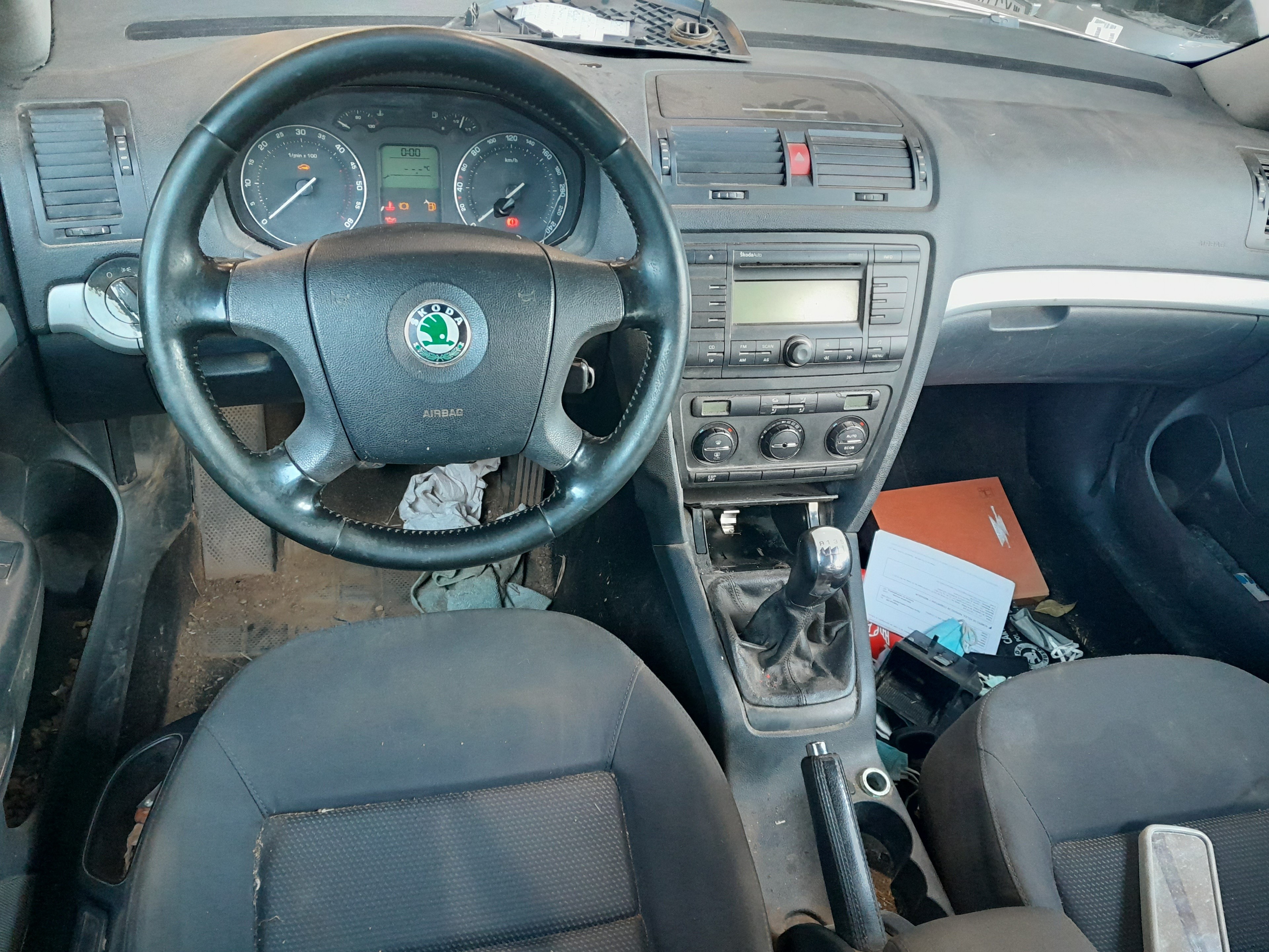 SKODA Octavia 2 generation (2004-2013) Решетка воздухозаборника салона 1Z0819701 24140627