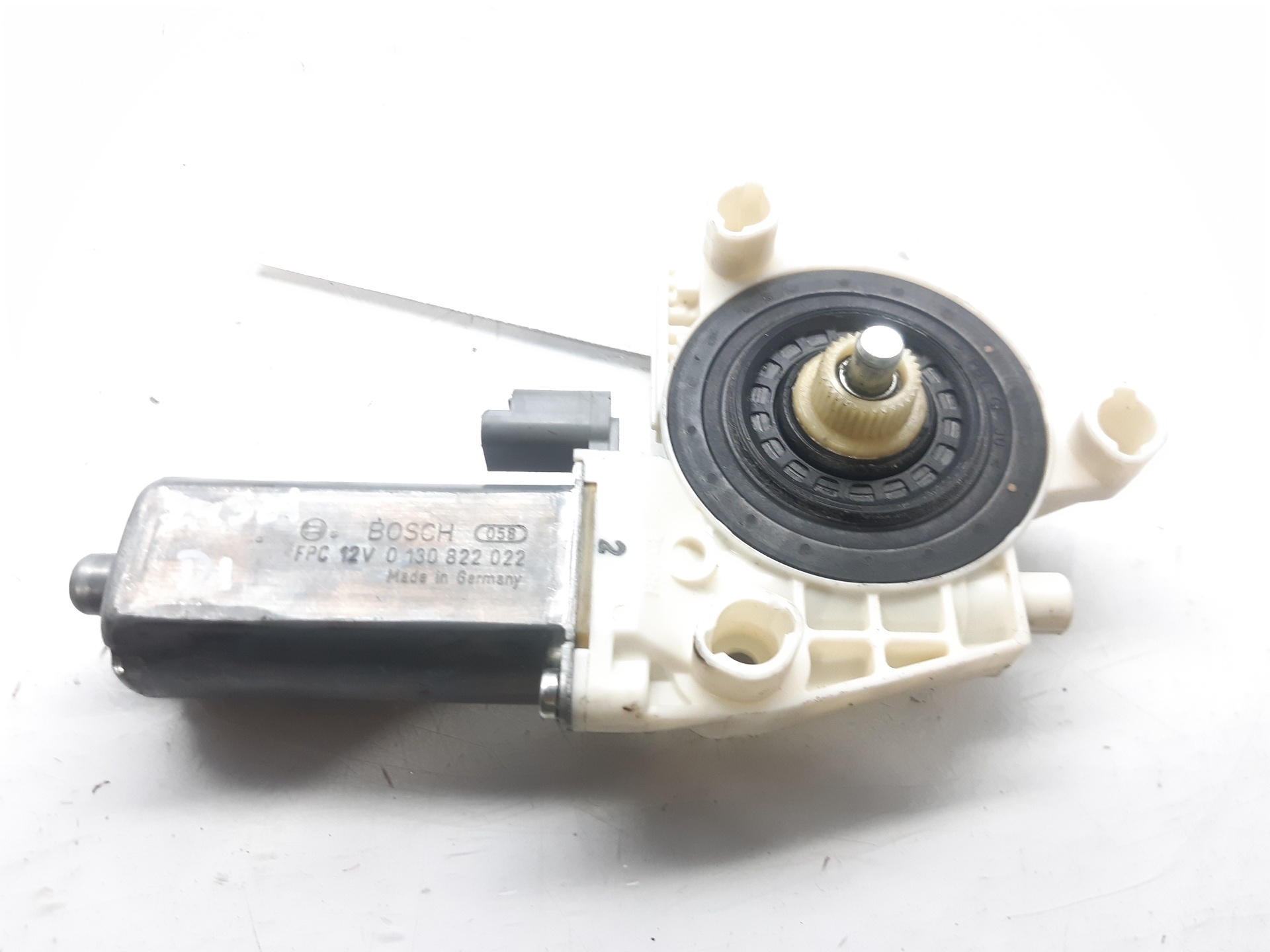 PEUGEOT 307 1 generation (2001-2008) Front Left Door Window Regulator Motor 0130822022 20792950