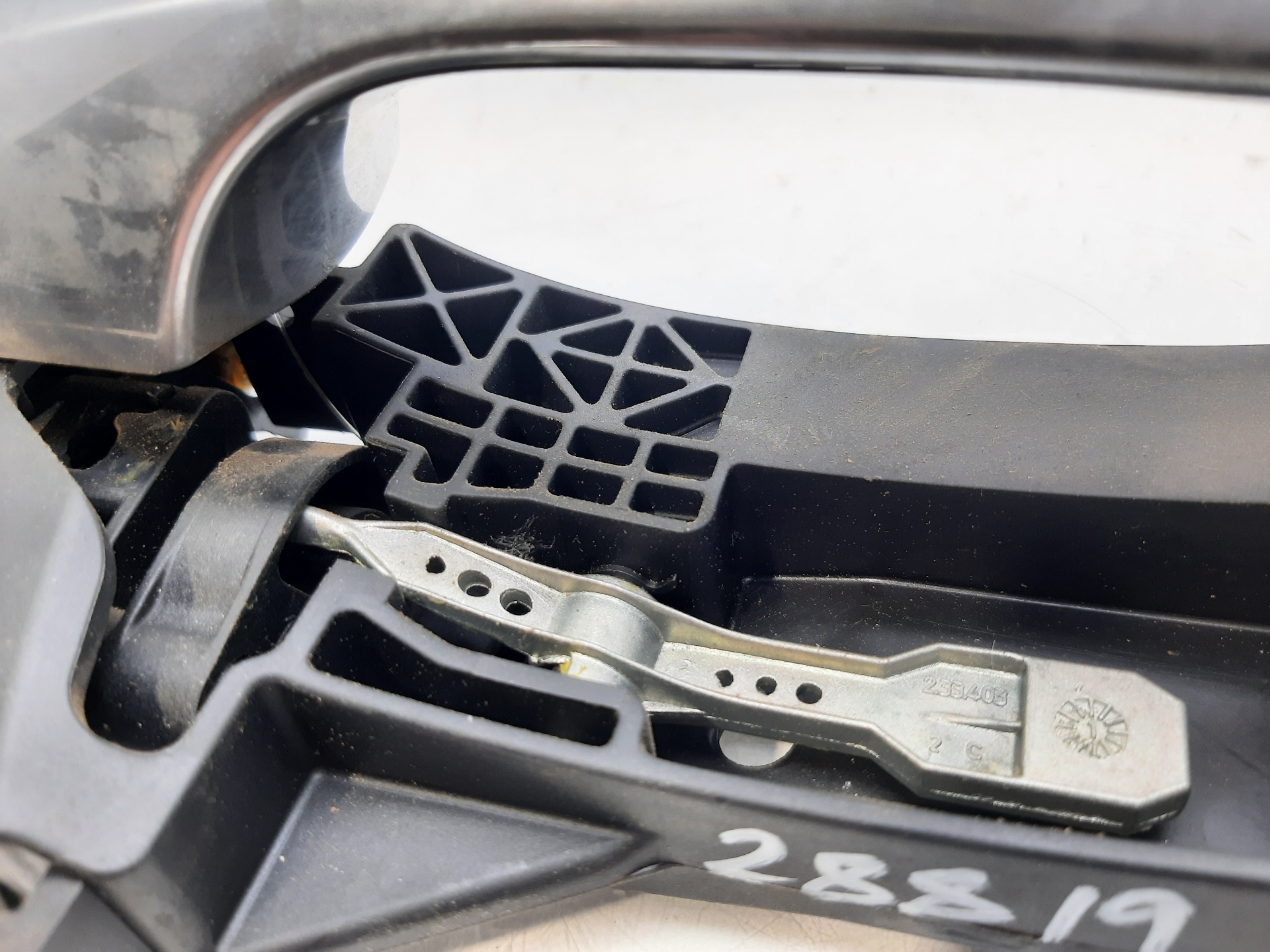 ALFA ROMEO Giulietta 940 (2010-2020) Наружная ручка передней правой двери 156099954 25157795