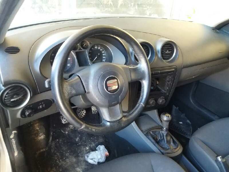 SEAT Ibiza 3 generation (2002-2008) Ridicător de geam ușă dreapta față 6L3837752CQ 24883460