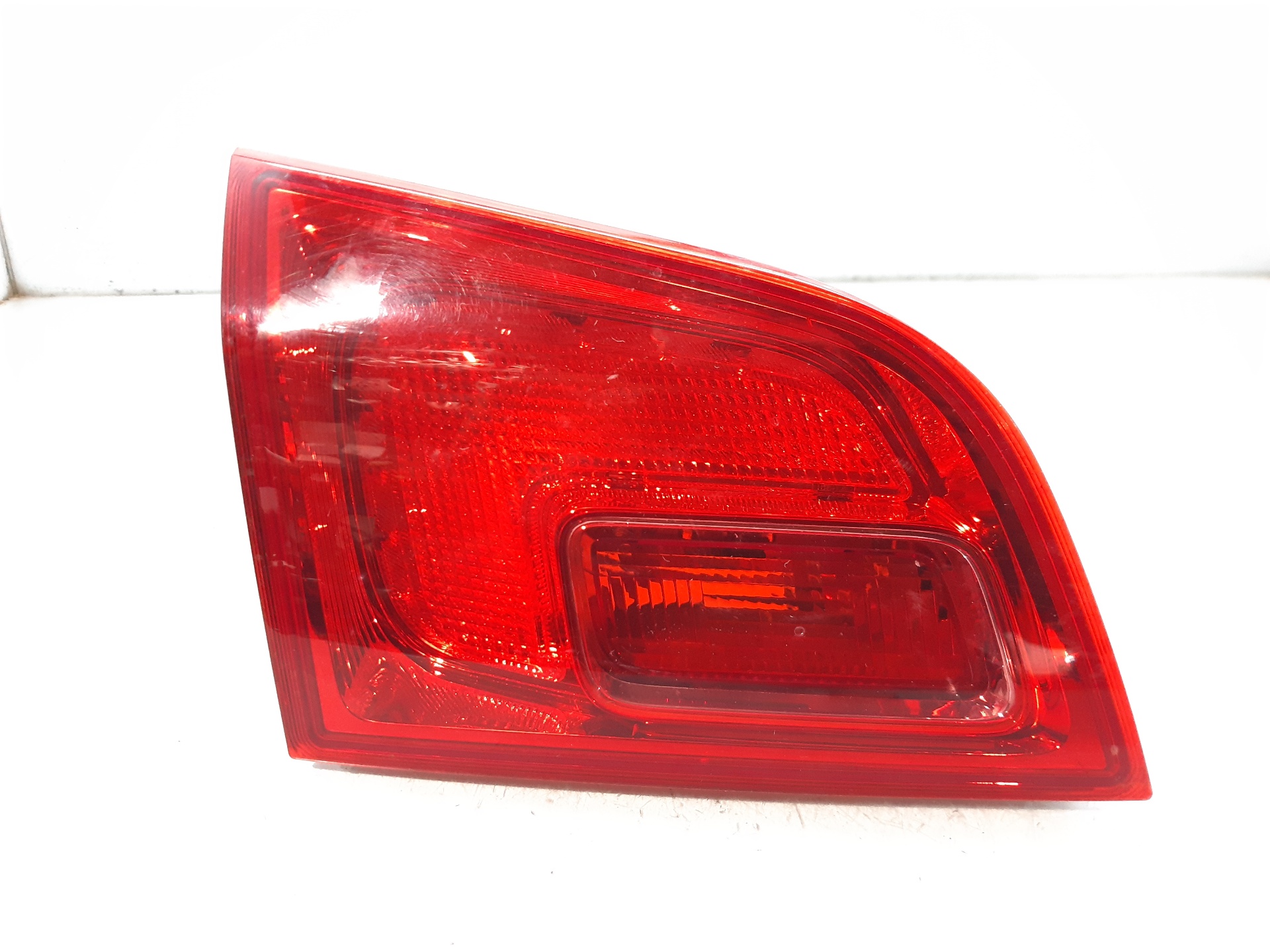 OPEL Astra J (2009-2020) Фонарь задний левый 13282246 24037428