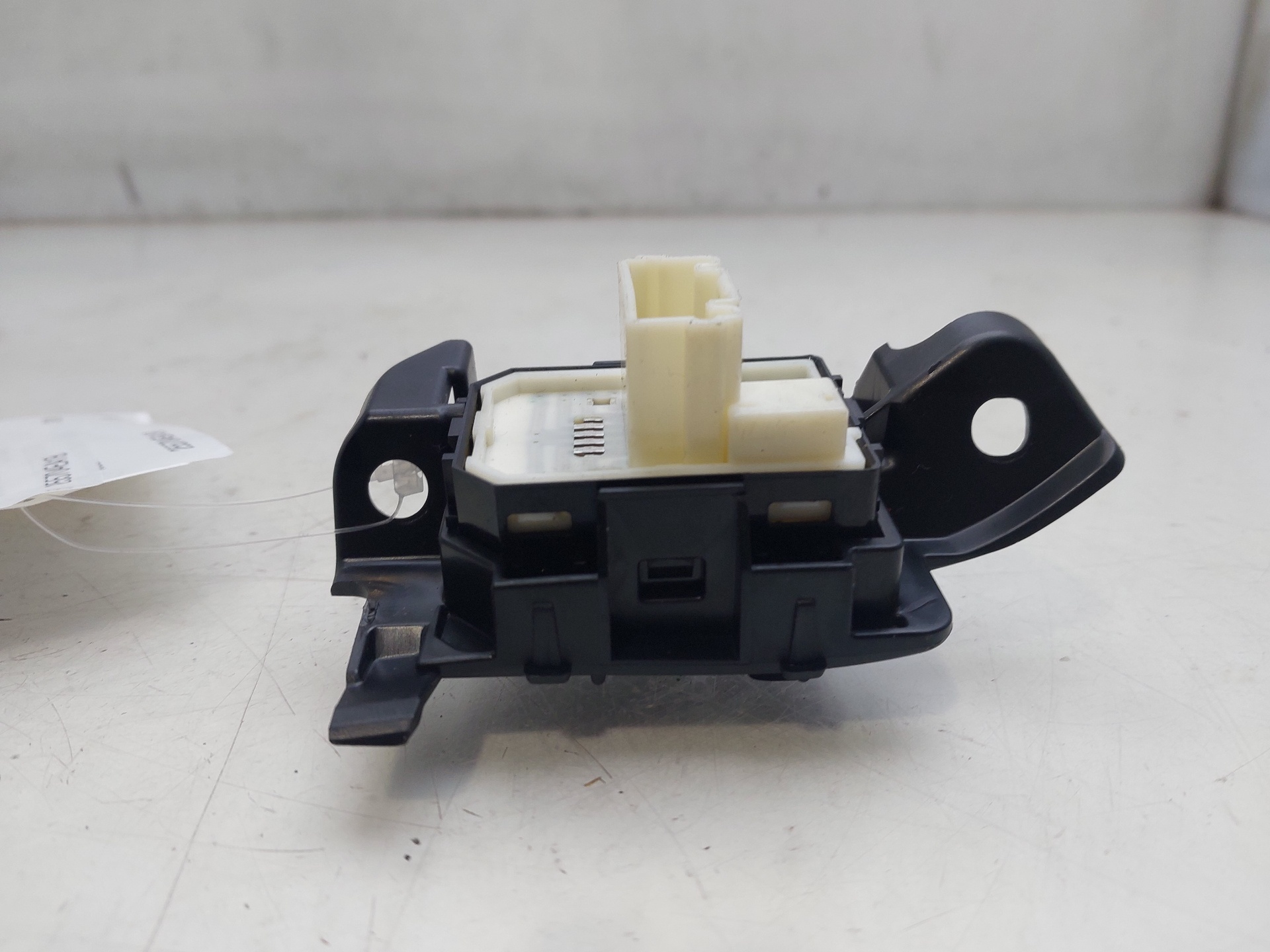 NISSAN Qashqai 2 generation (2013-2023) Other Control Units 255704EA1B 24149621